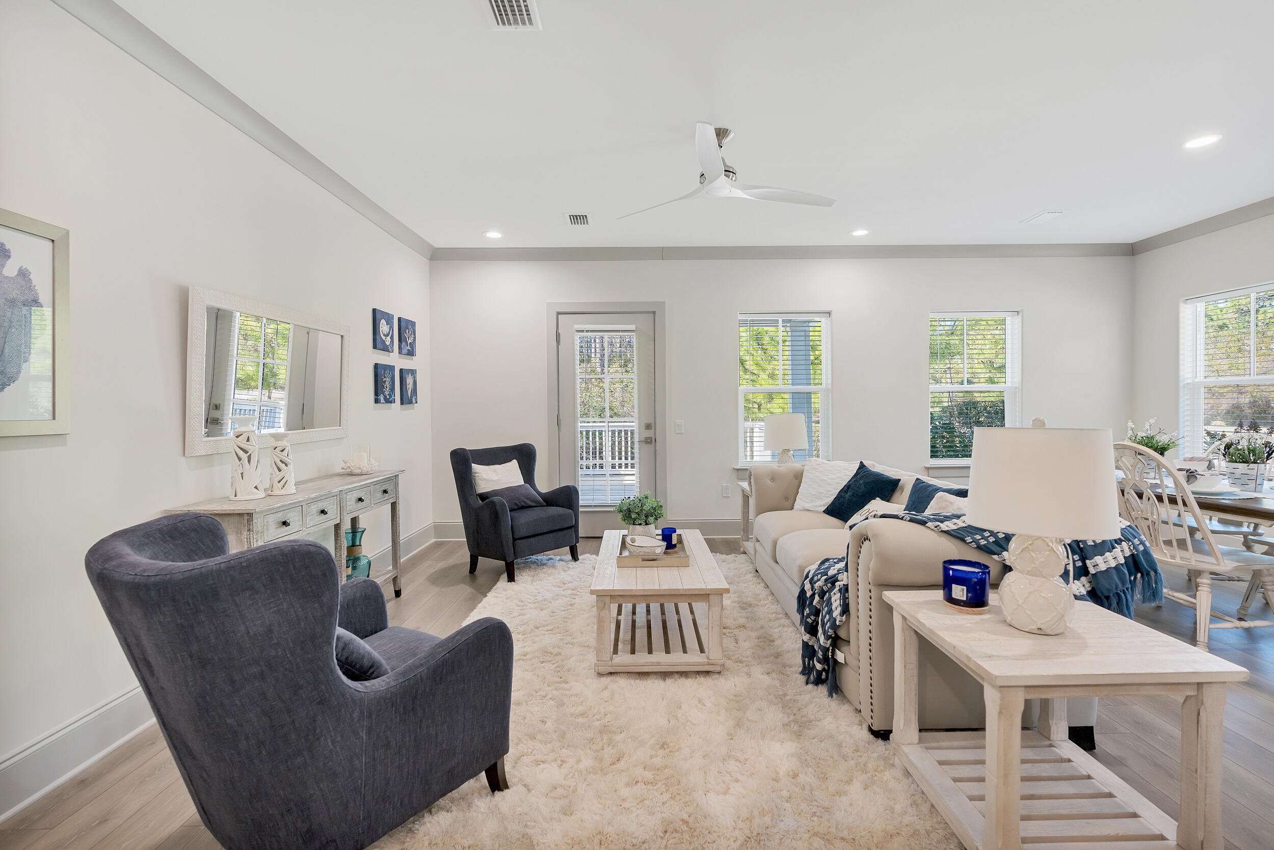 35 Golden Bell Court, Unit 35A