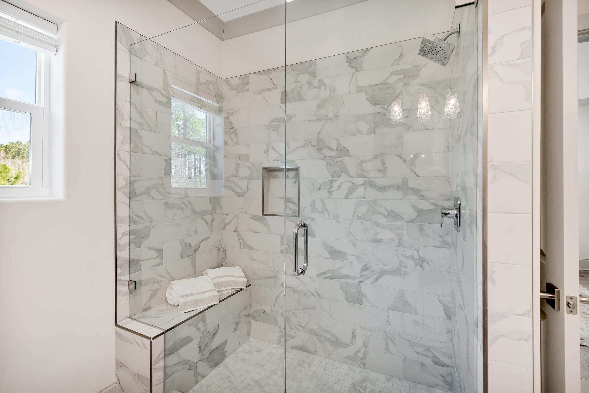 35 Golden Bell Court, Unit 35A