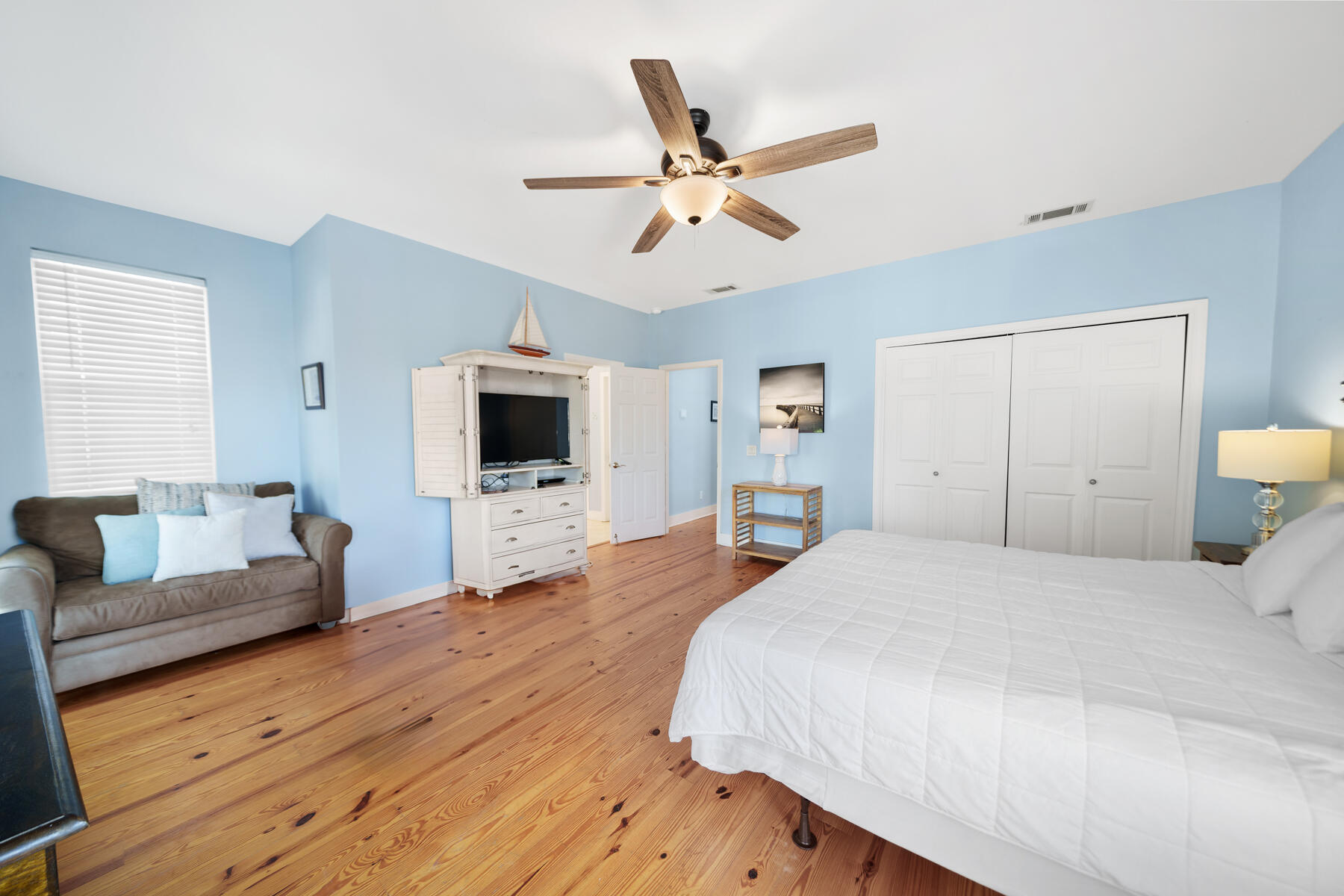 95 St. Simon Circle