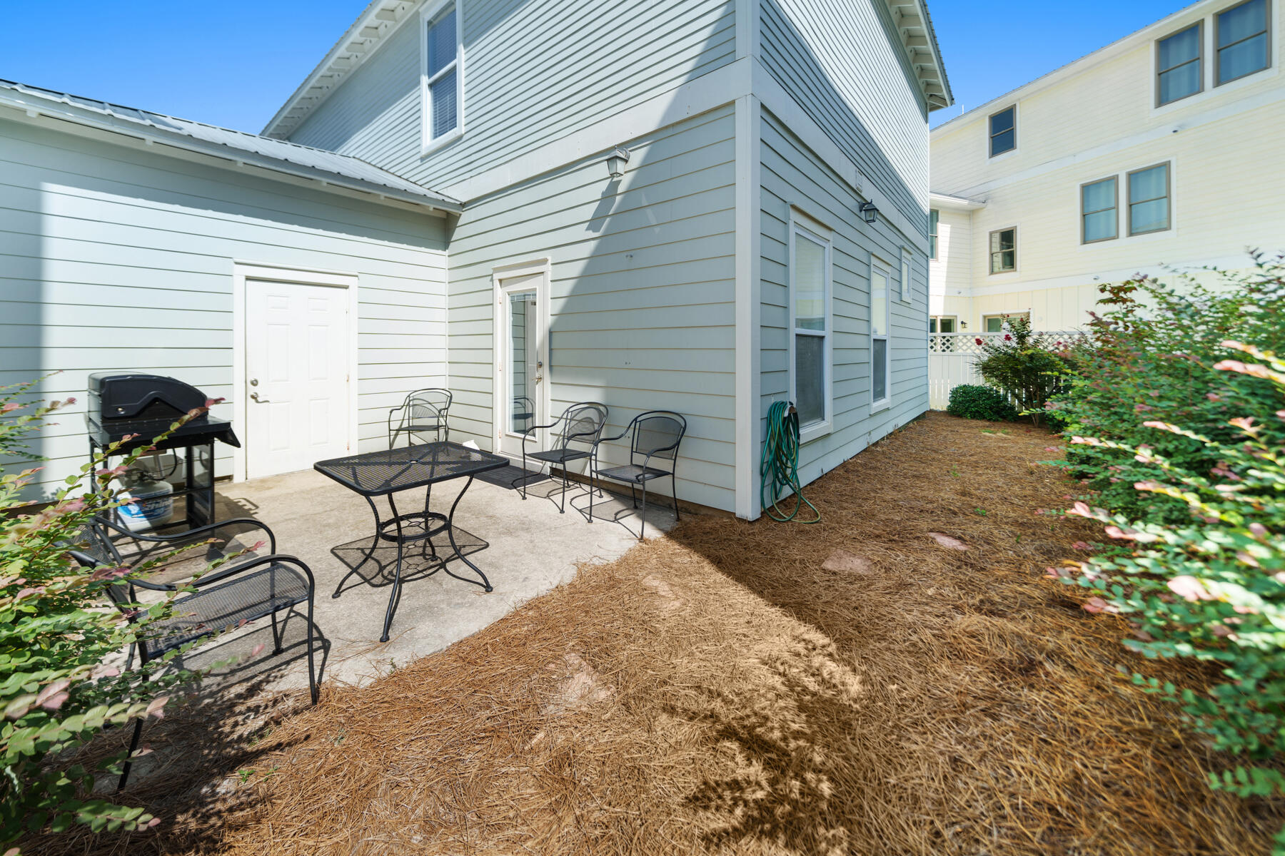 95 St. Simon Circle