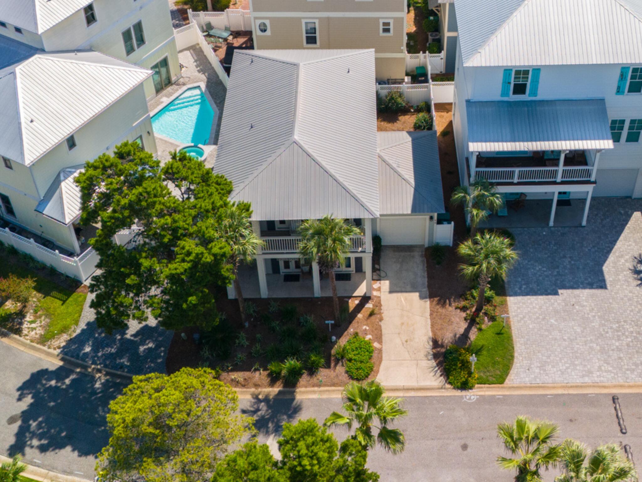 95 St. Simon Circle