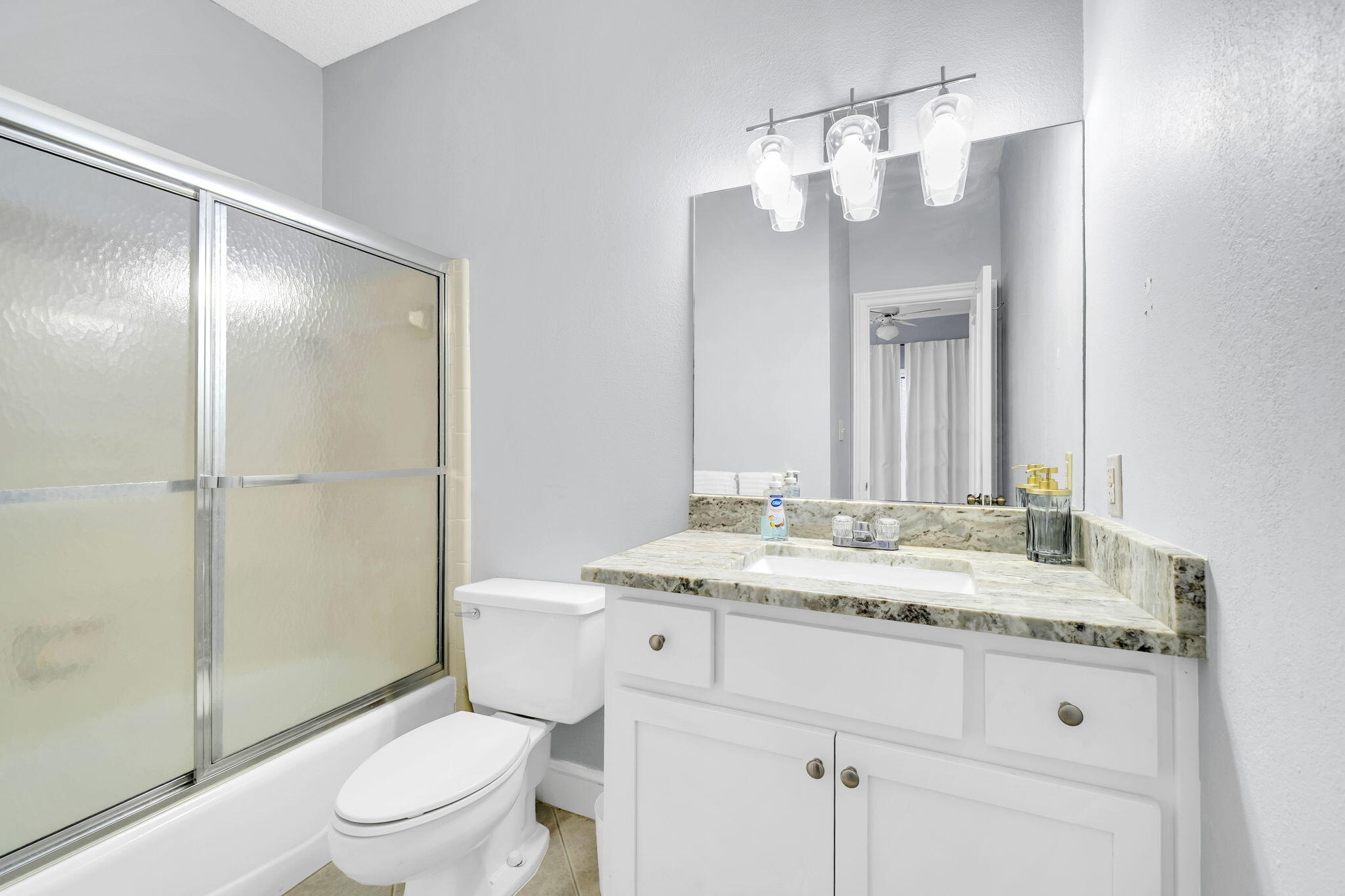 3604 E County Highway 30A UNIT B3