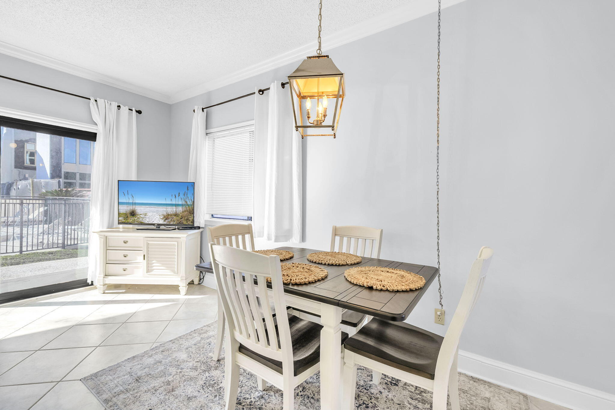 3604 E County Highway 30A UNIT B3