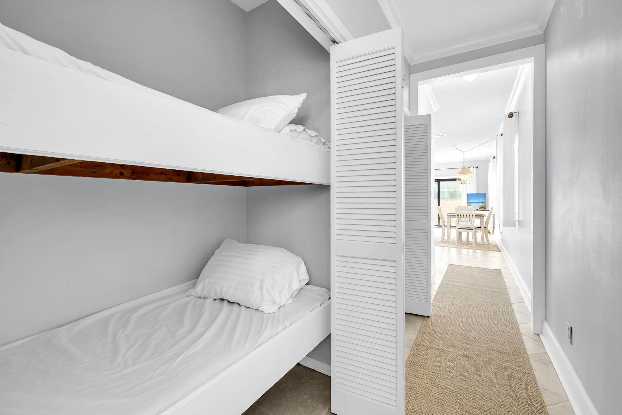 3604 E County Highway 30A UNIT B3