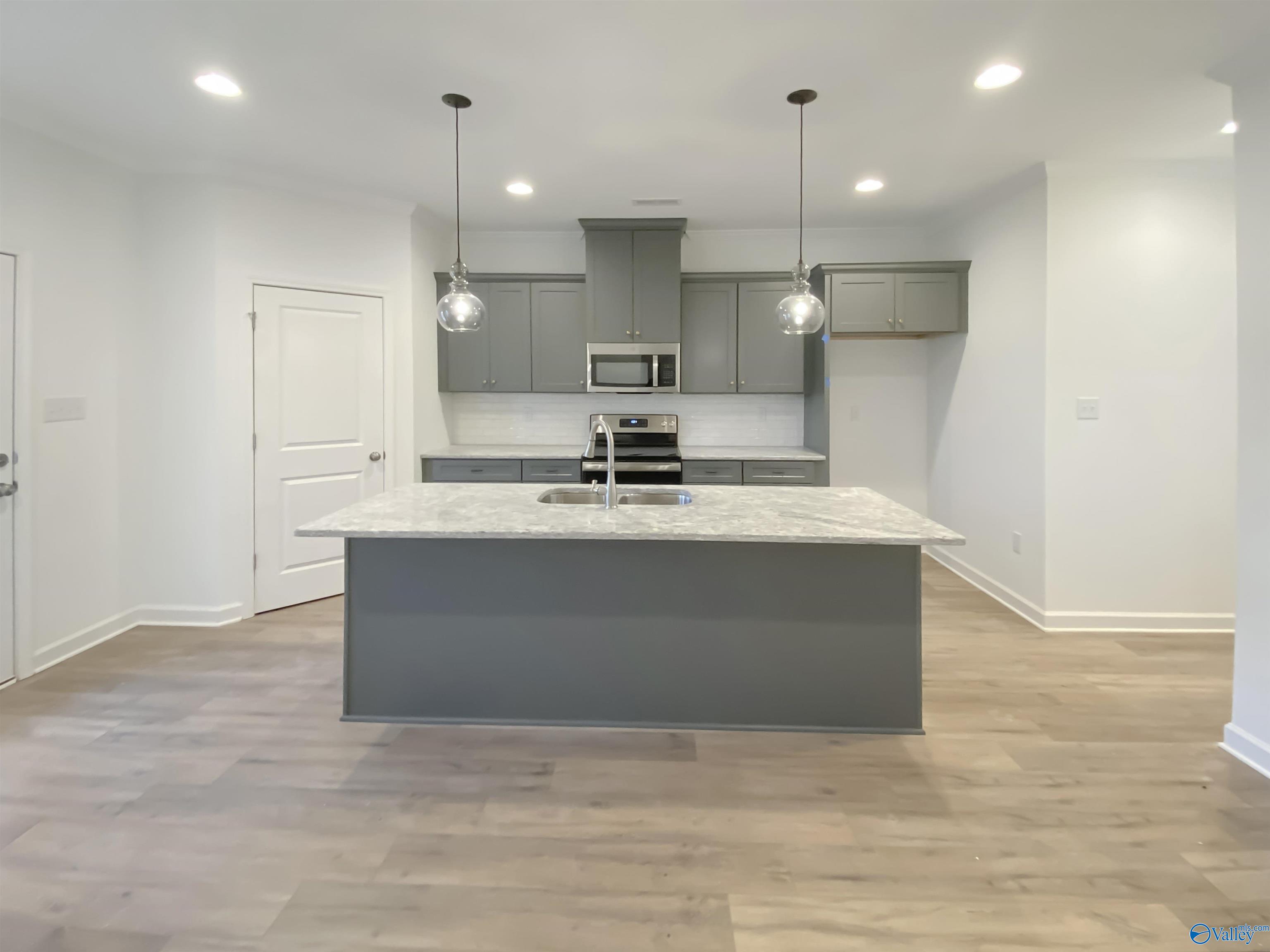 23979 Justin Brent Circle