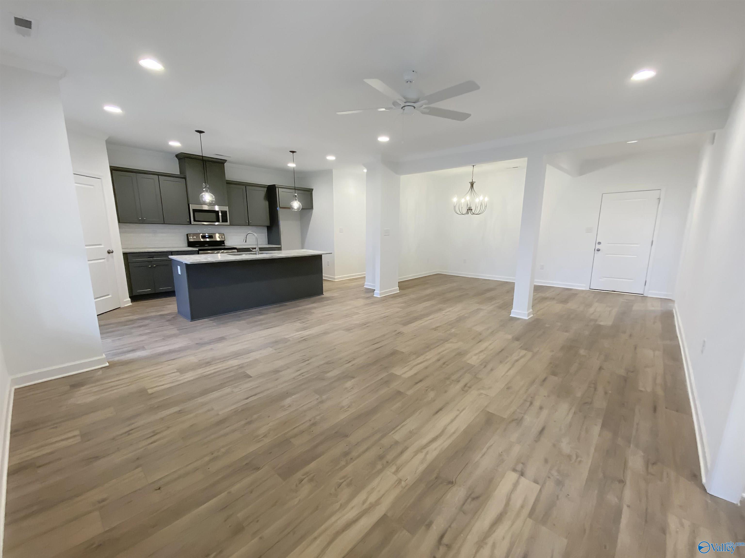 23979 Justin Brent Circle