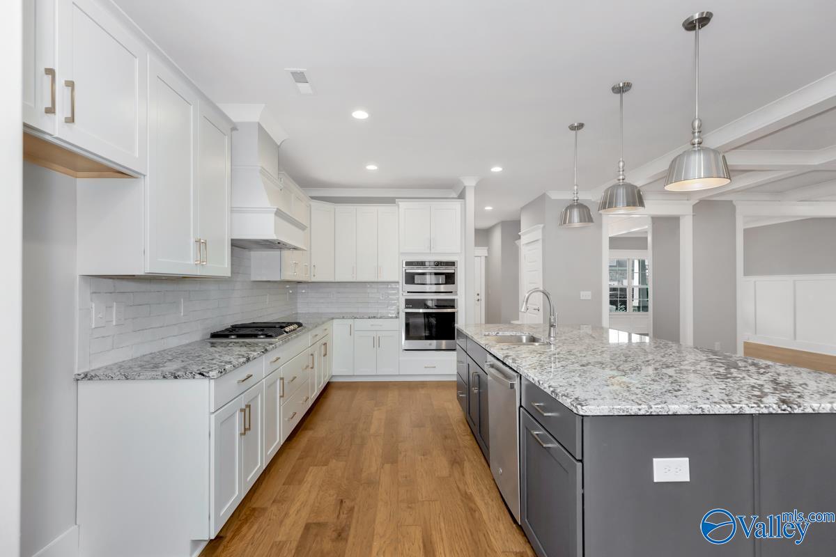 9576 NW Abington Cove Boulevard