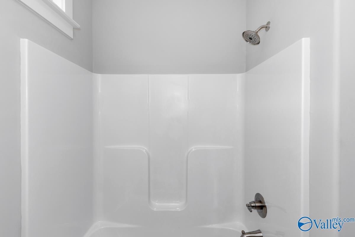 9576 NW Abington Cove Boulevard