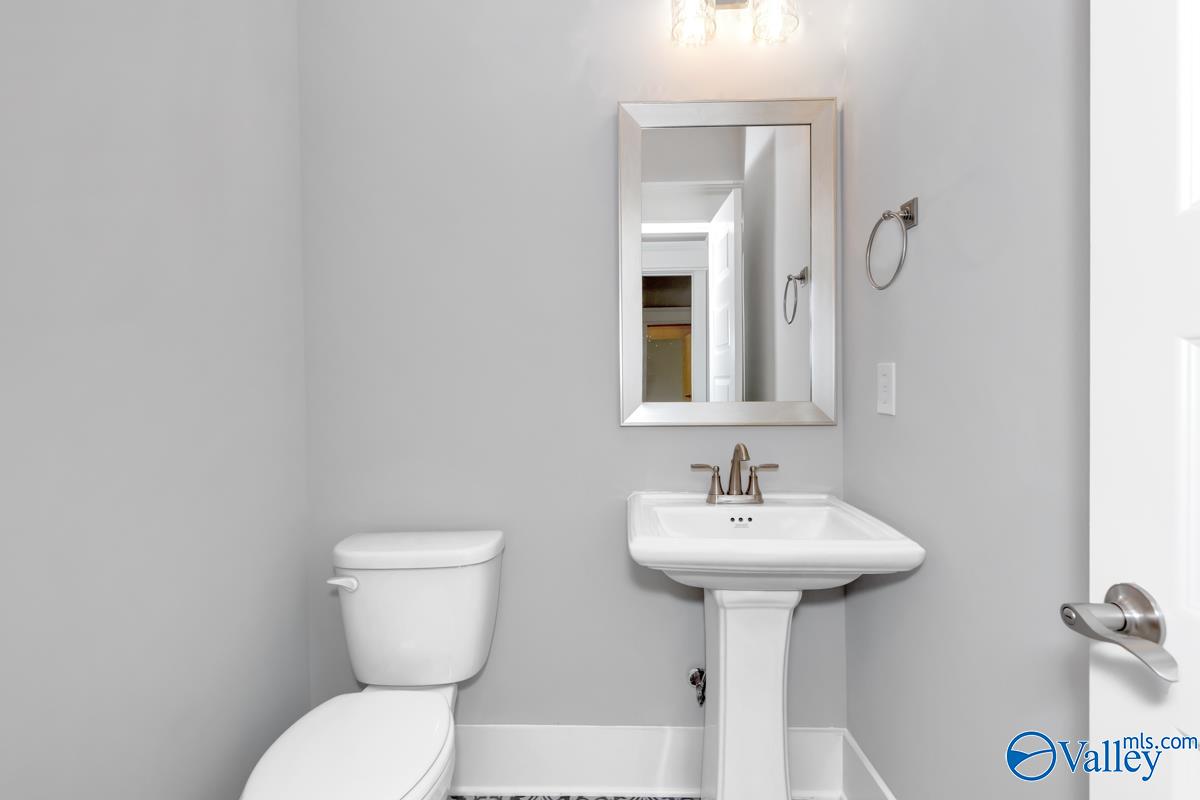 9576 NW Abington Cove Boulevard