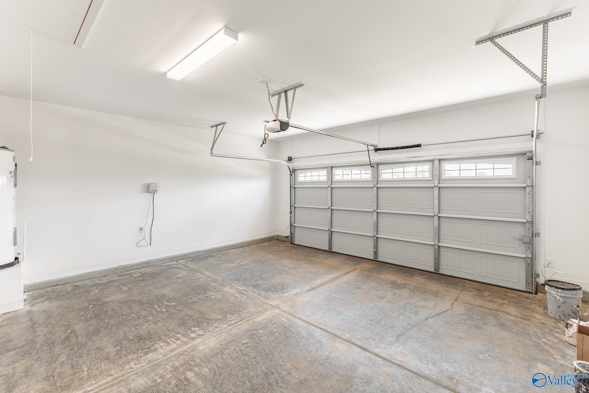 305 Avebury Road