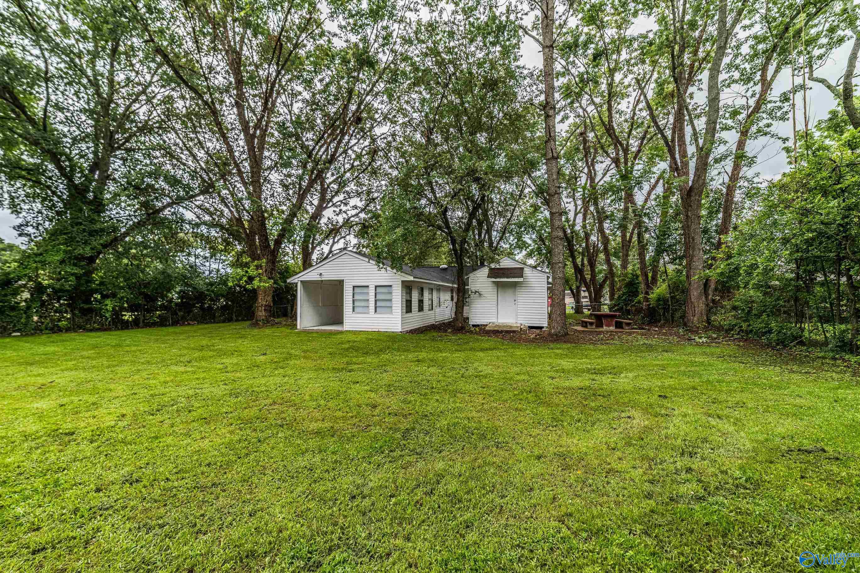 3414 Grassfort Drive SW