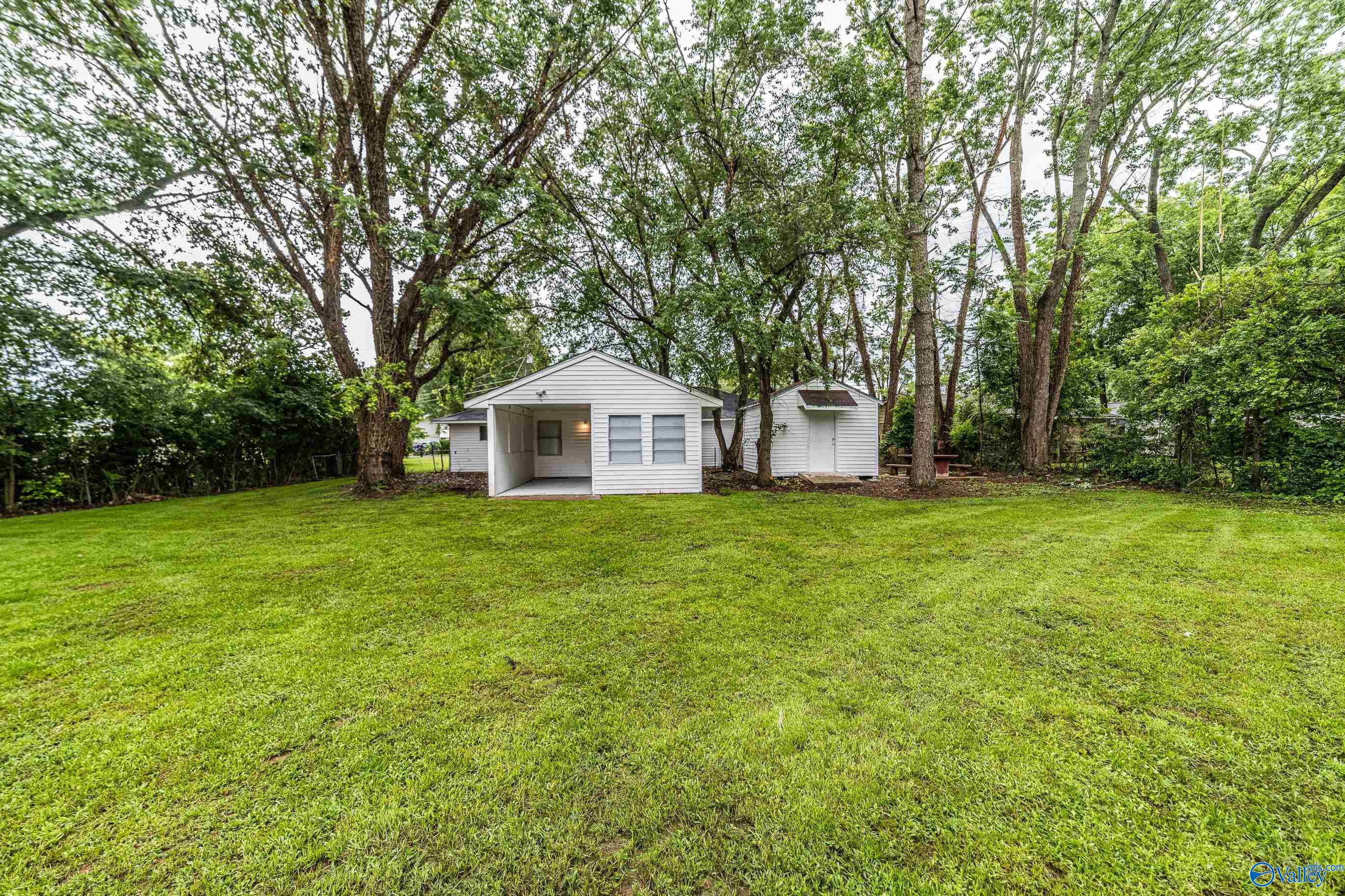 3414 Grassfort Drive SW