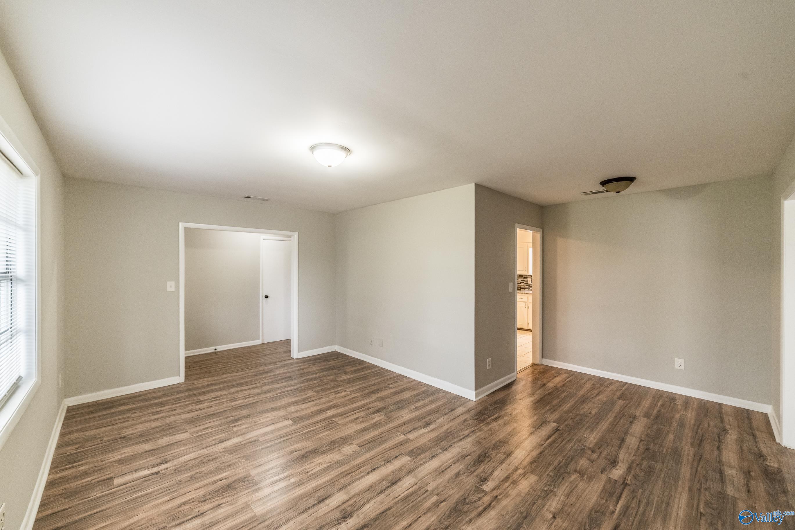 3414 Grassfort Drive SW