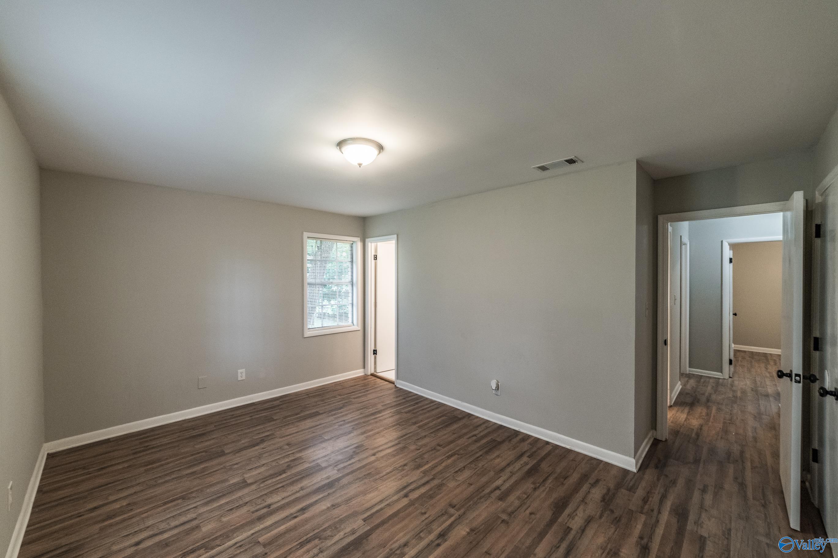 3414 Grassfort Drive SW