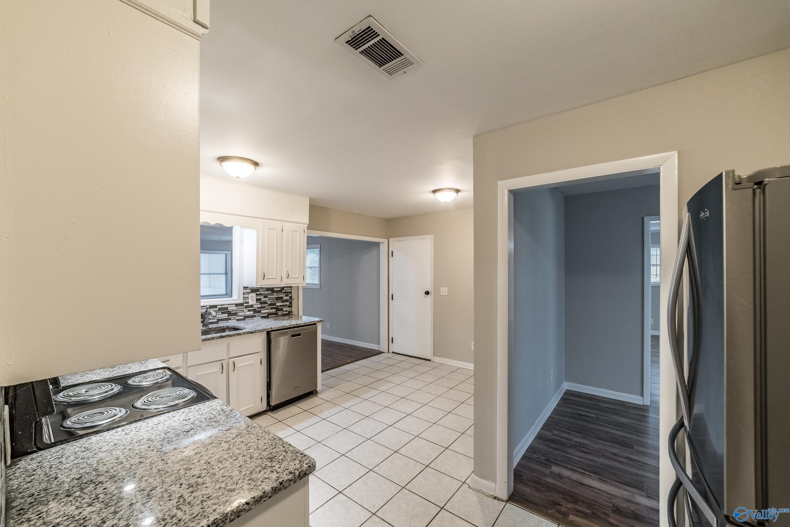 3414 Grassfort Drive SW