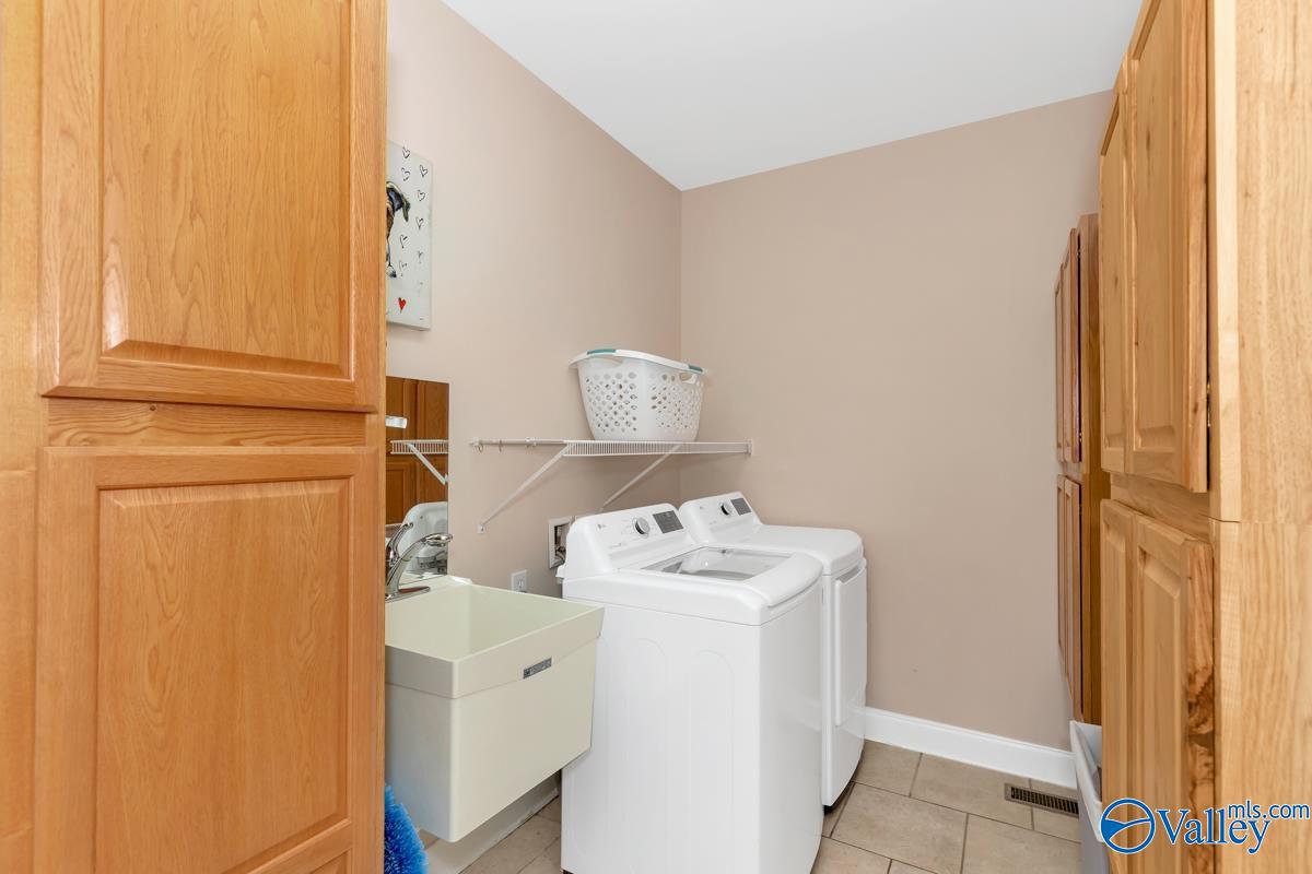 7054 Pale Dawn Place SE