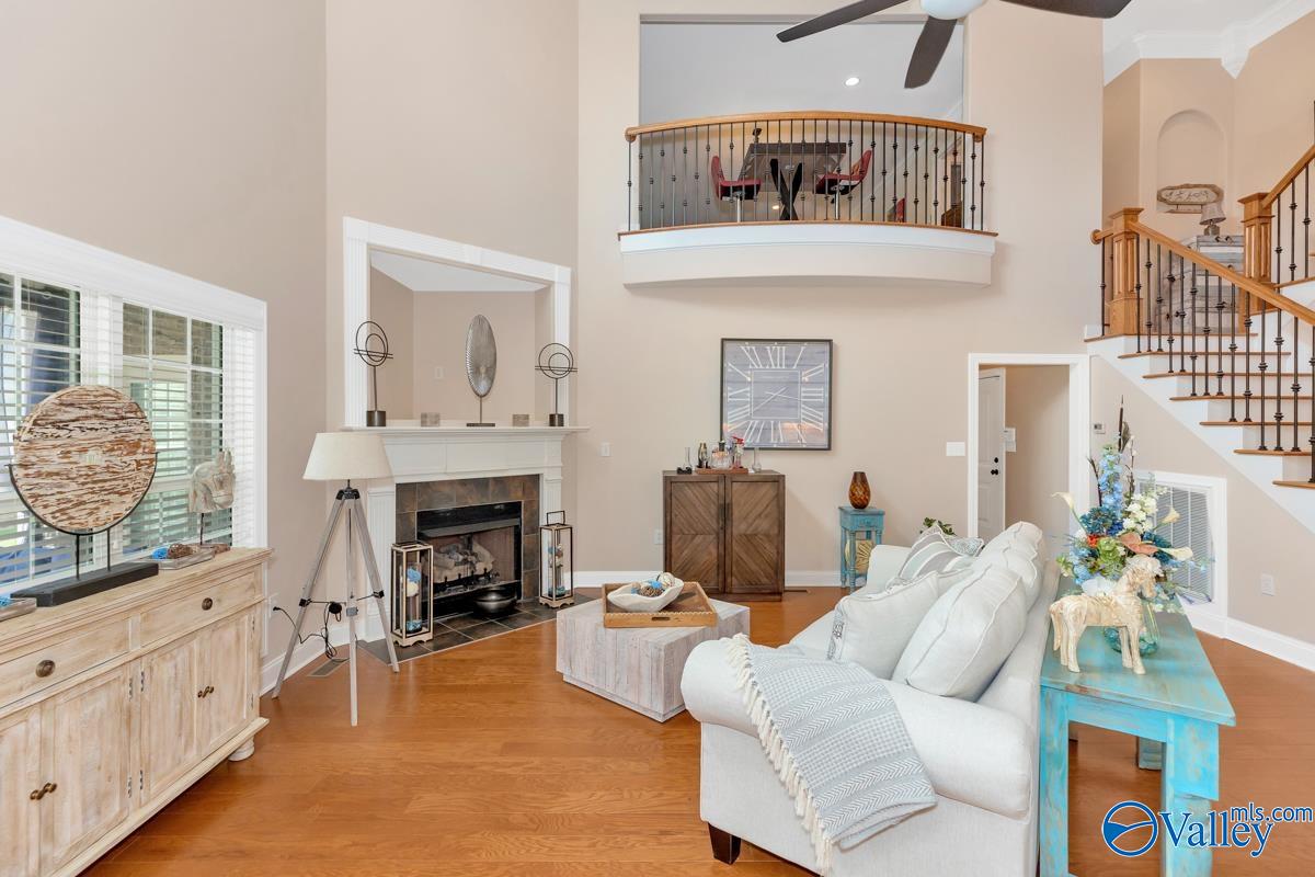 7054 Pale Dawn Place SE