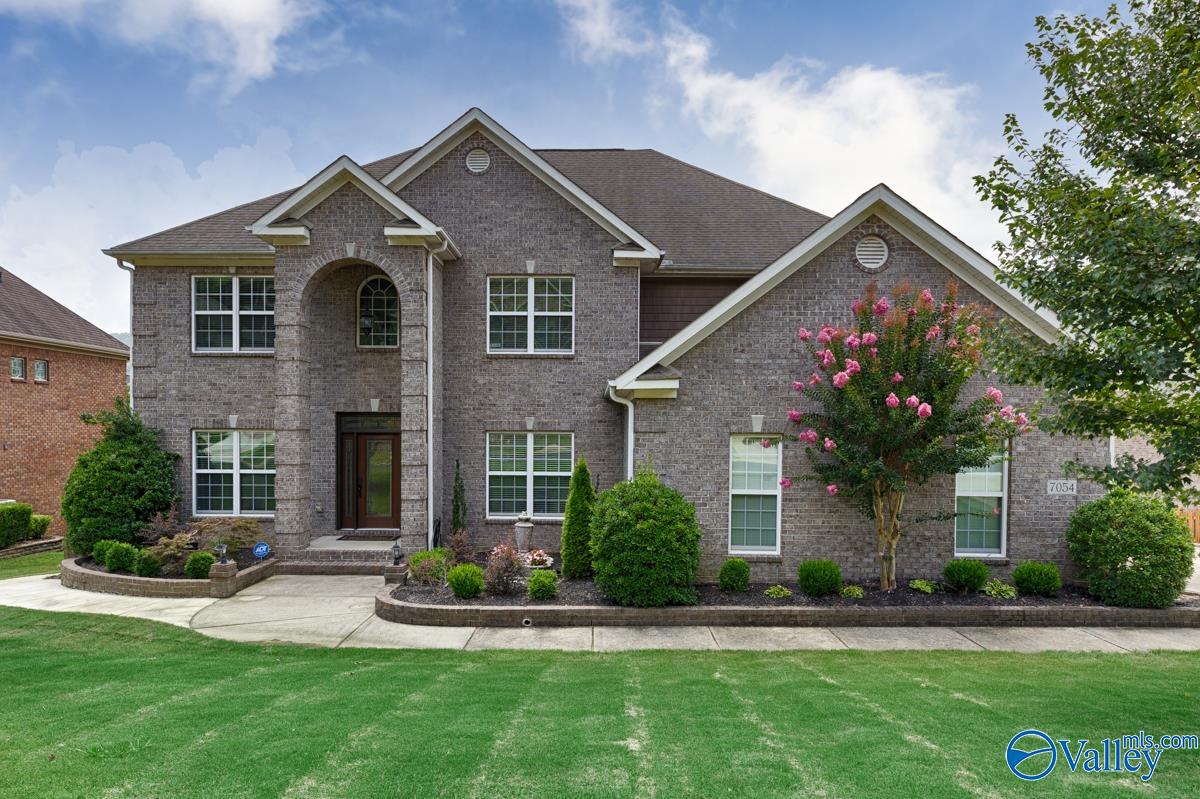 7054 Pale Dawn Place SE