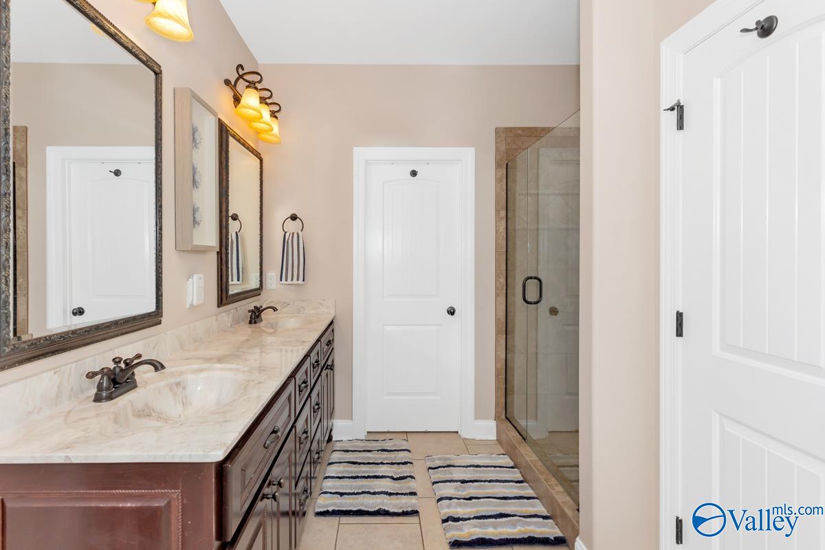 7054 Pale Dawn Place SE