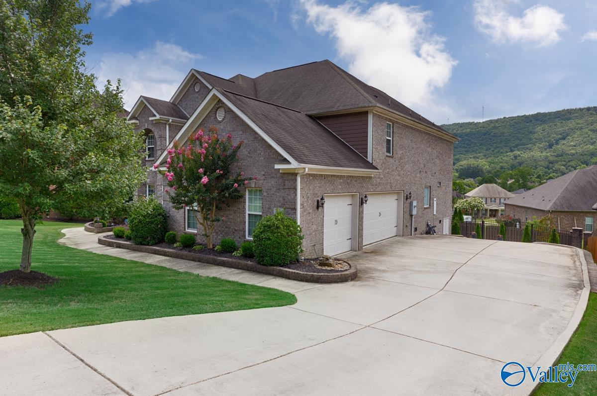 7054 Pale Dawn Place SE