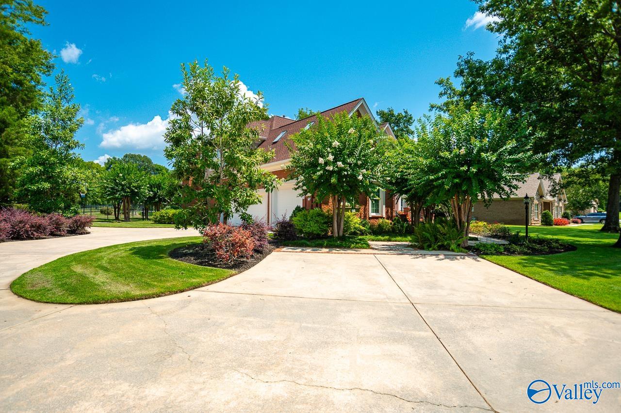 2610 Applewood Circle SE