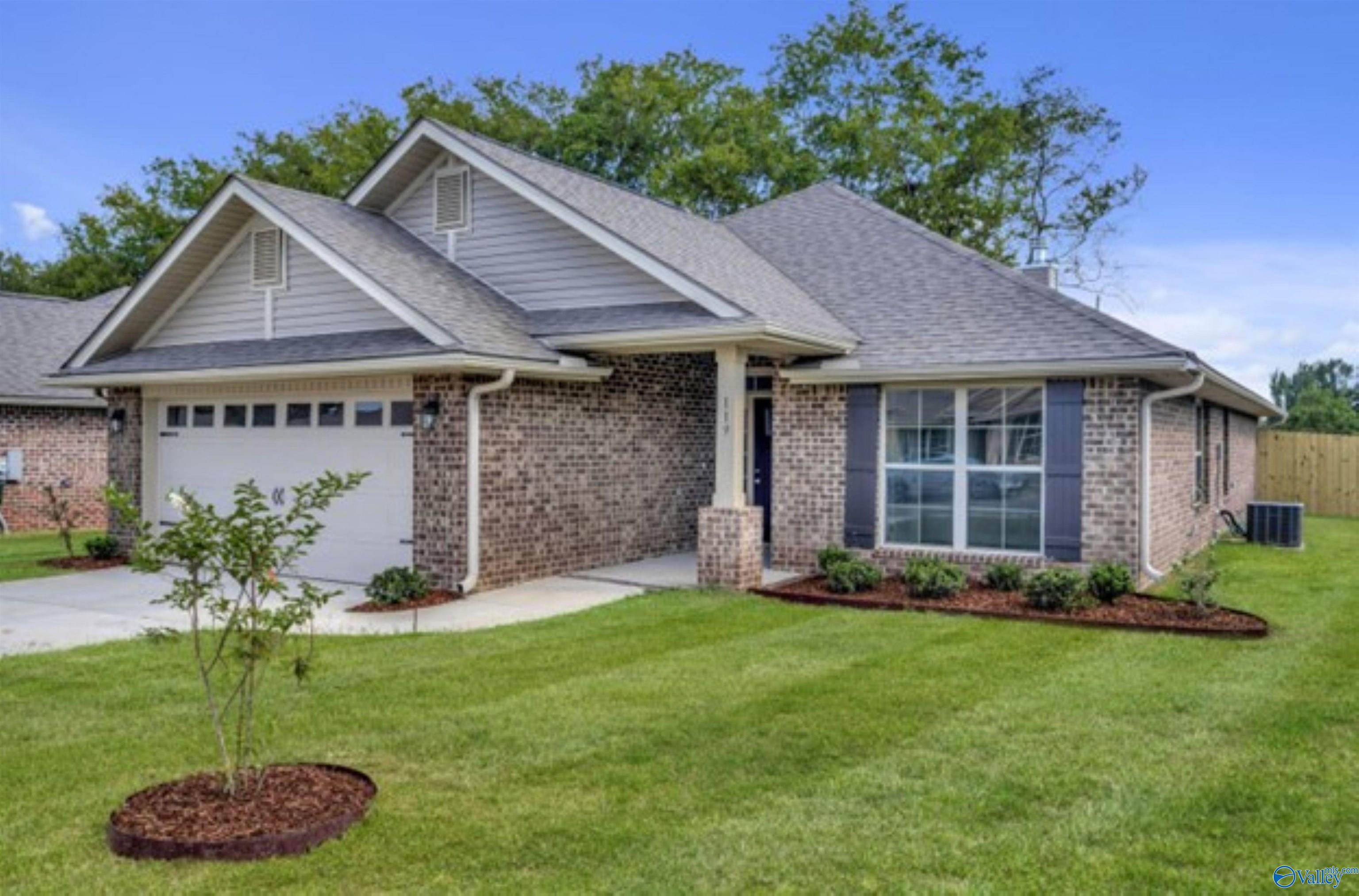 119 Bingham Way