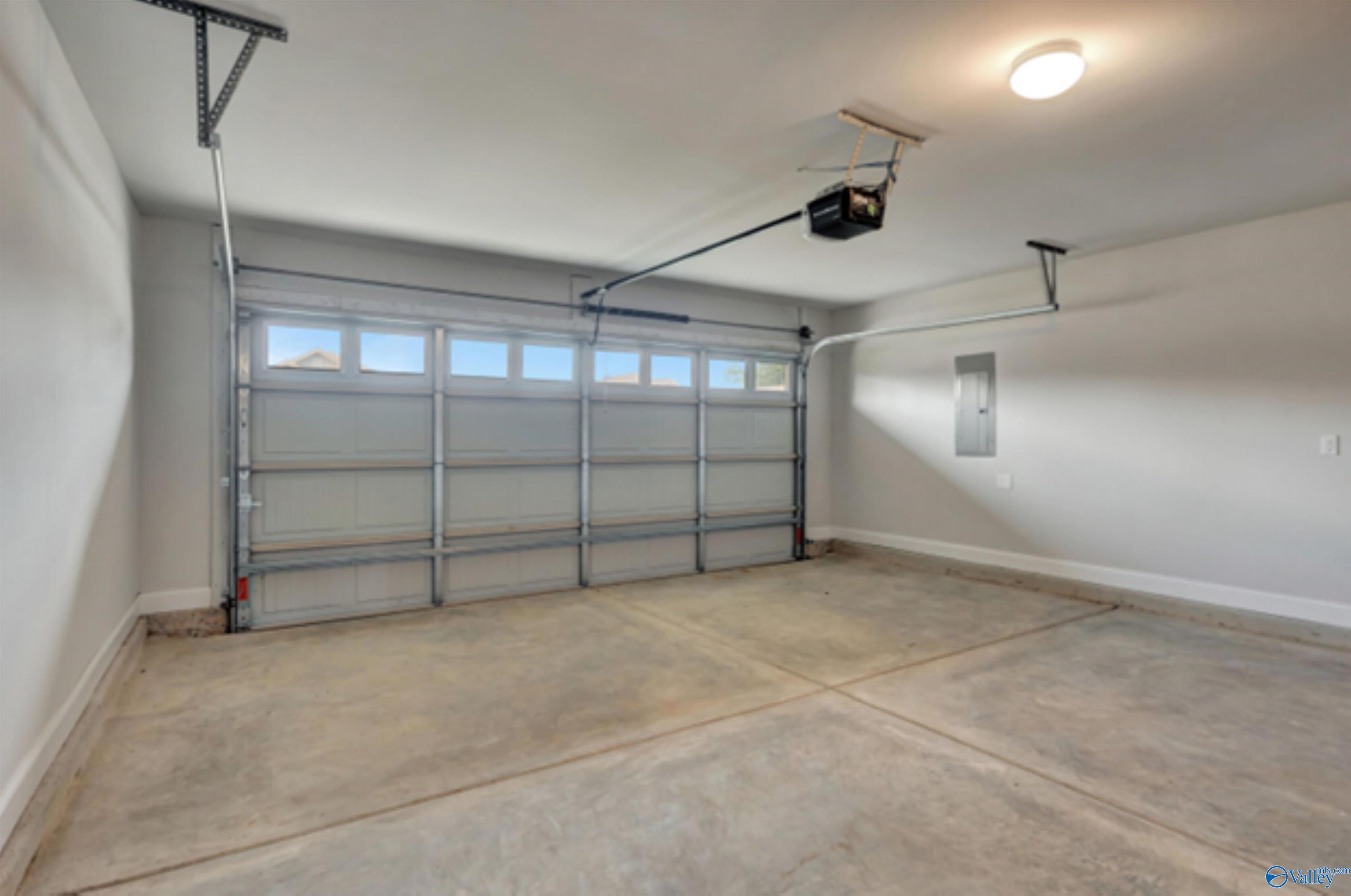 119 Bingham Way