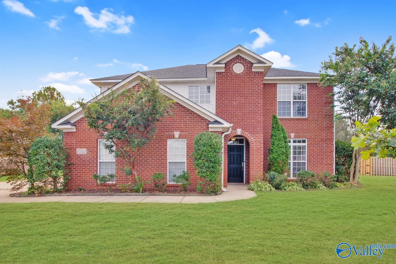 7522 Parktrace Lane