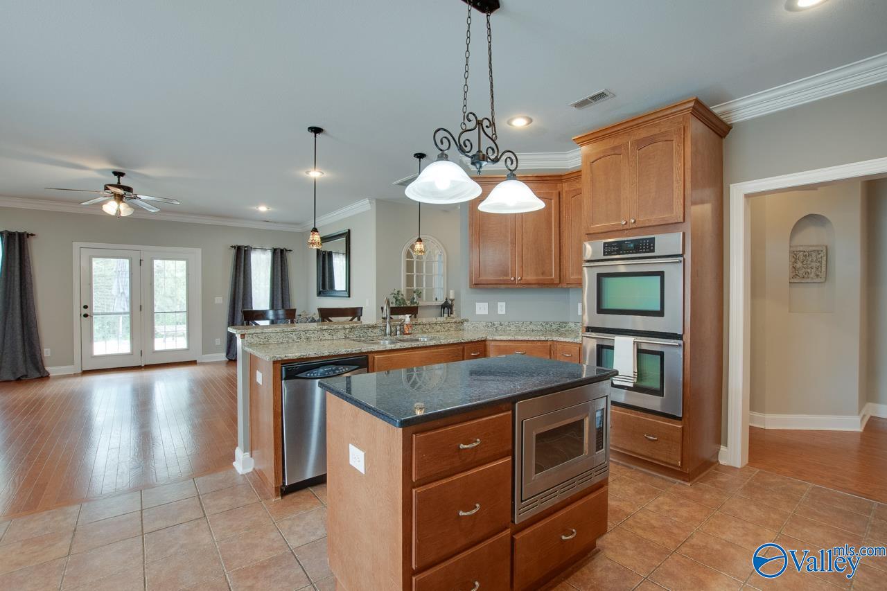 7522 Parktrace Lane