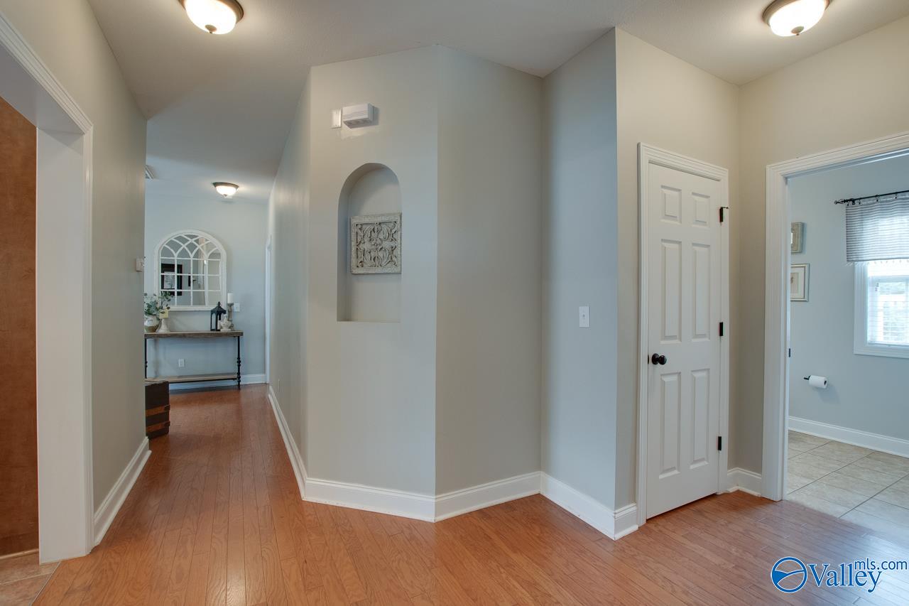 7522 Parktrace Lane