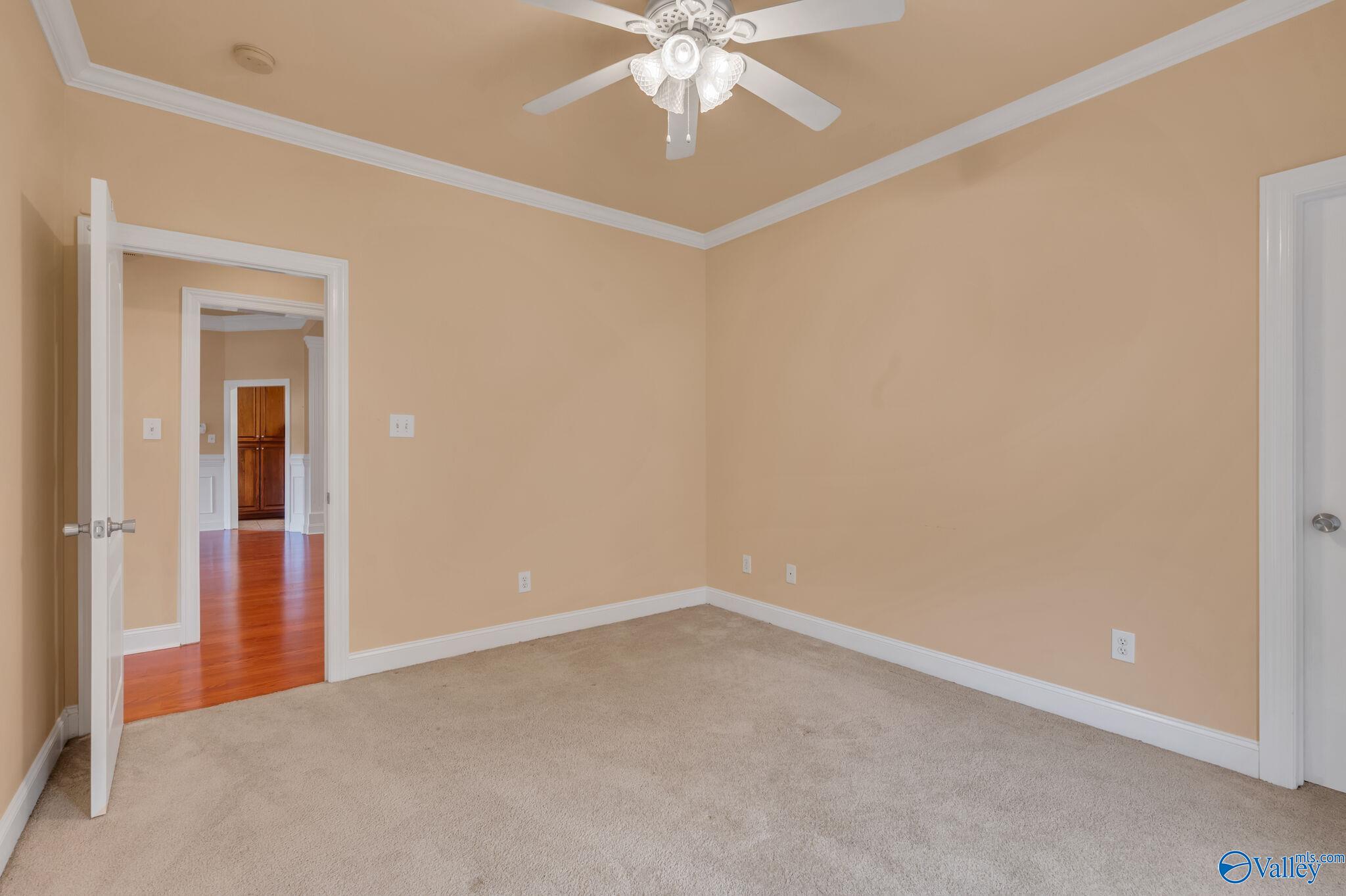 2306 Martinwood Lane SW