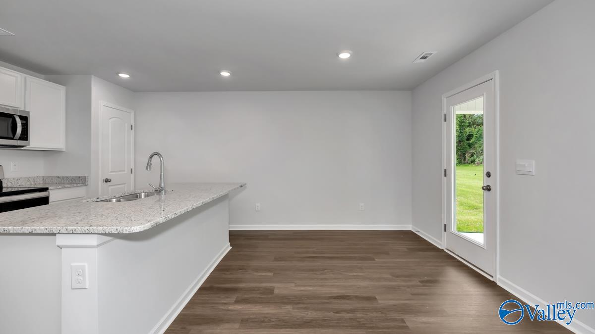 9958 Sequoyah Cove Drive