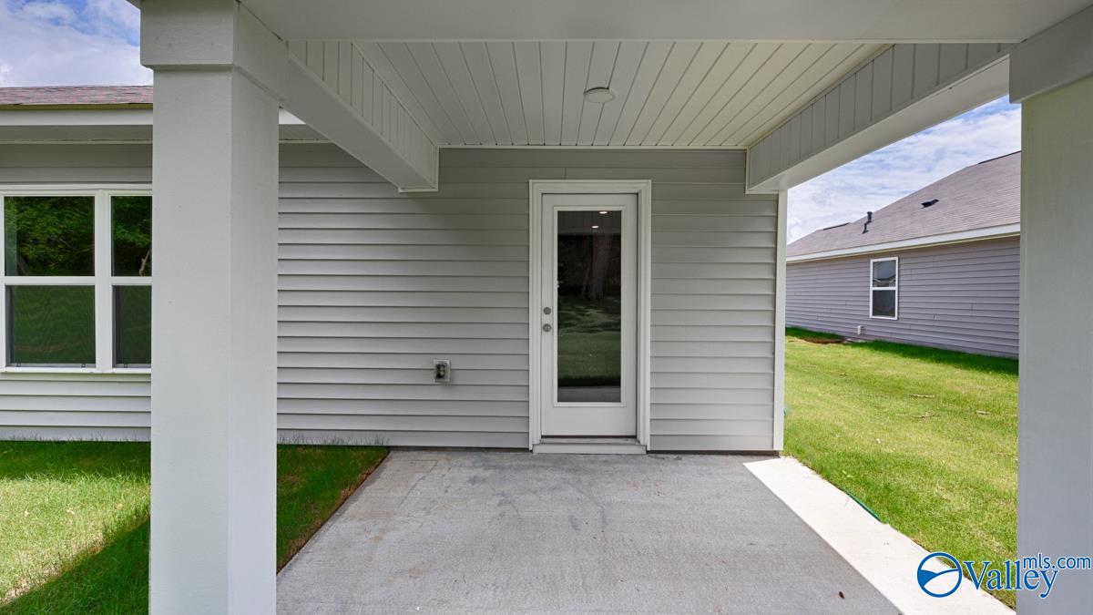 9958 Sequoyah Cove Drive