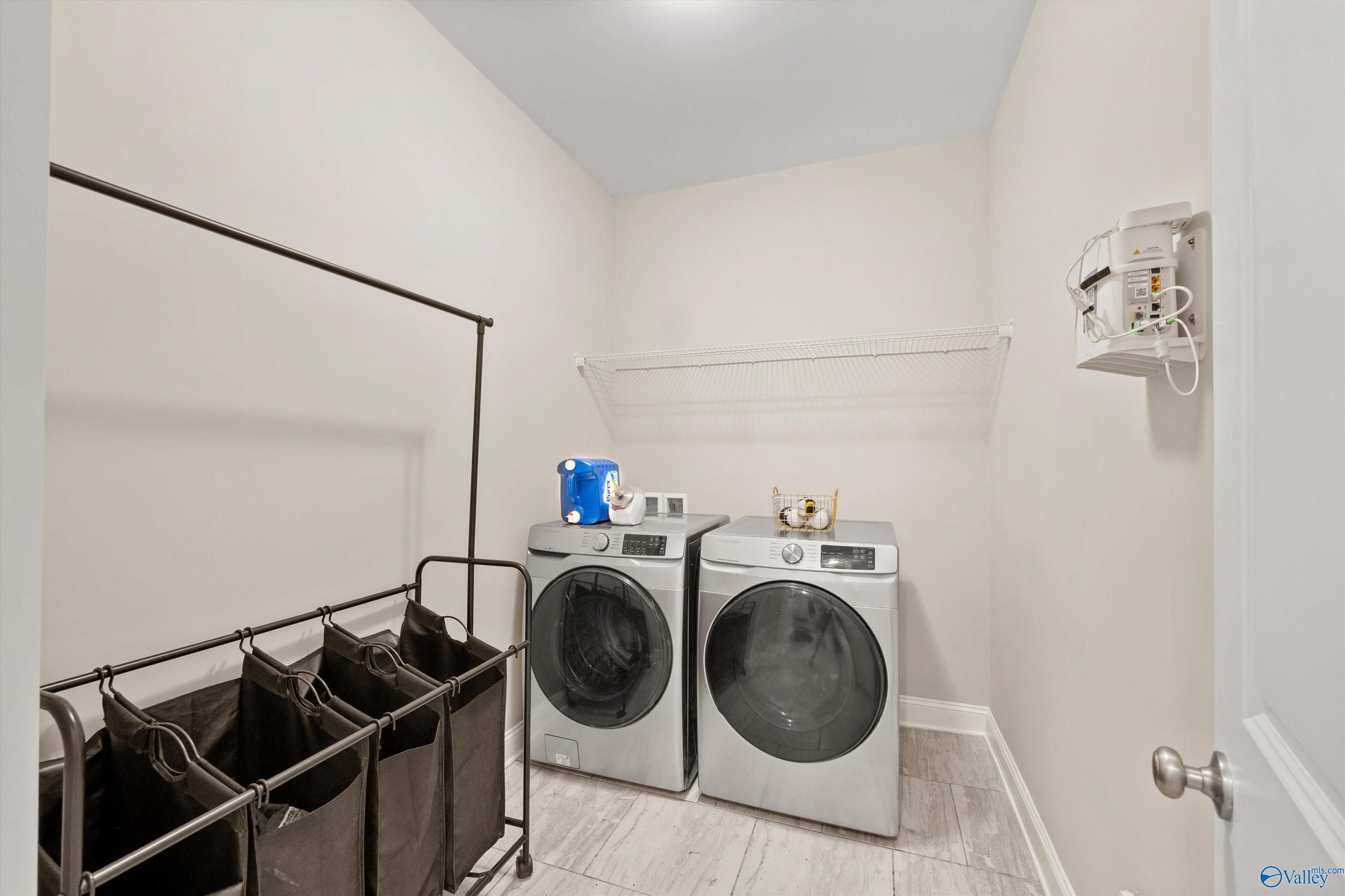 121 Slade Thomas Drive