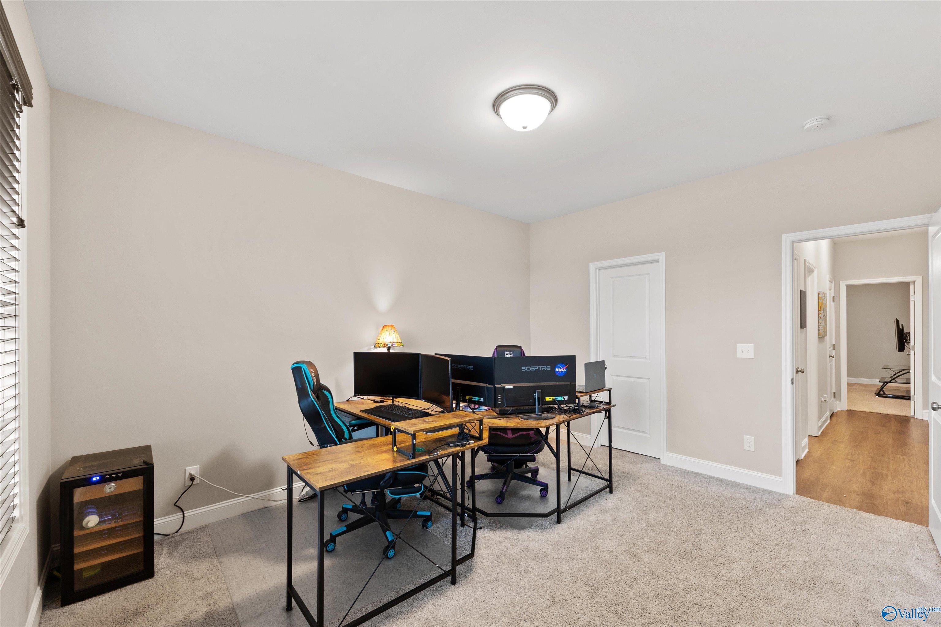 121 Slade Thomas Drive