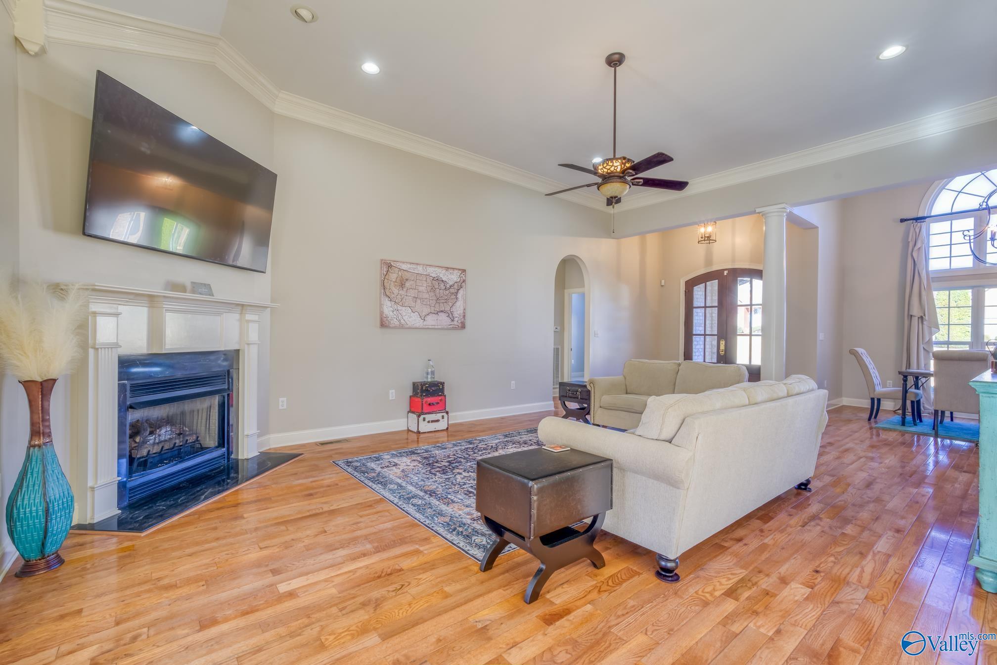 325 Kingston Drive
