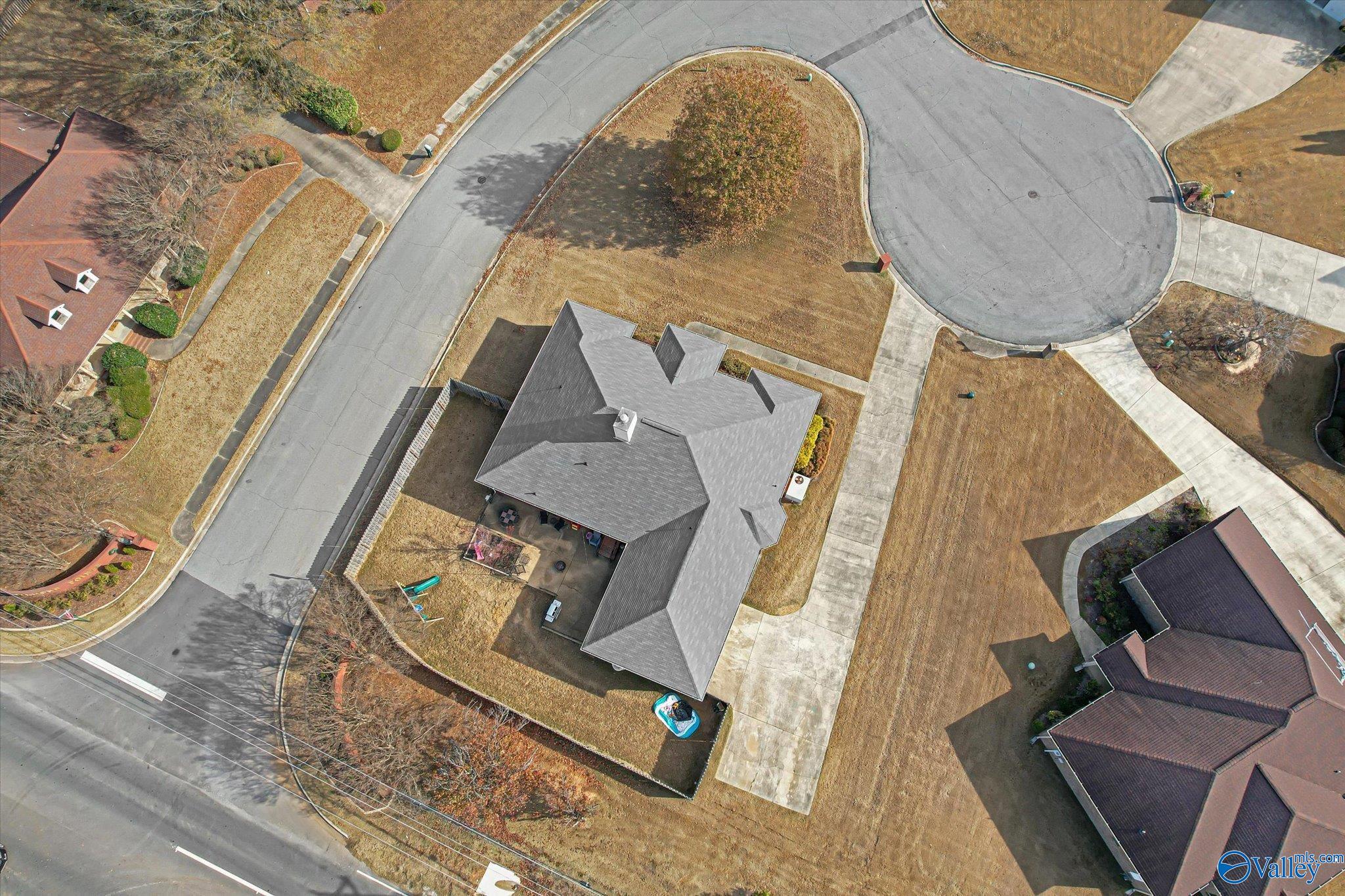 14743 Facet Circle