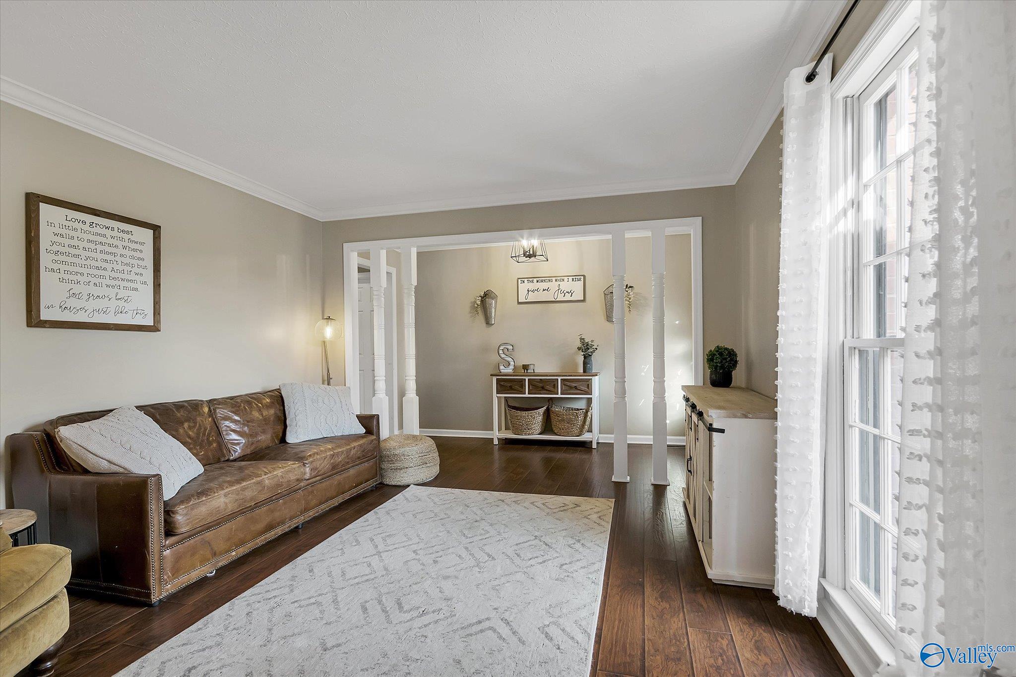 14743 Facet Circle