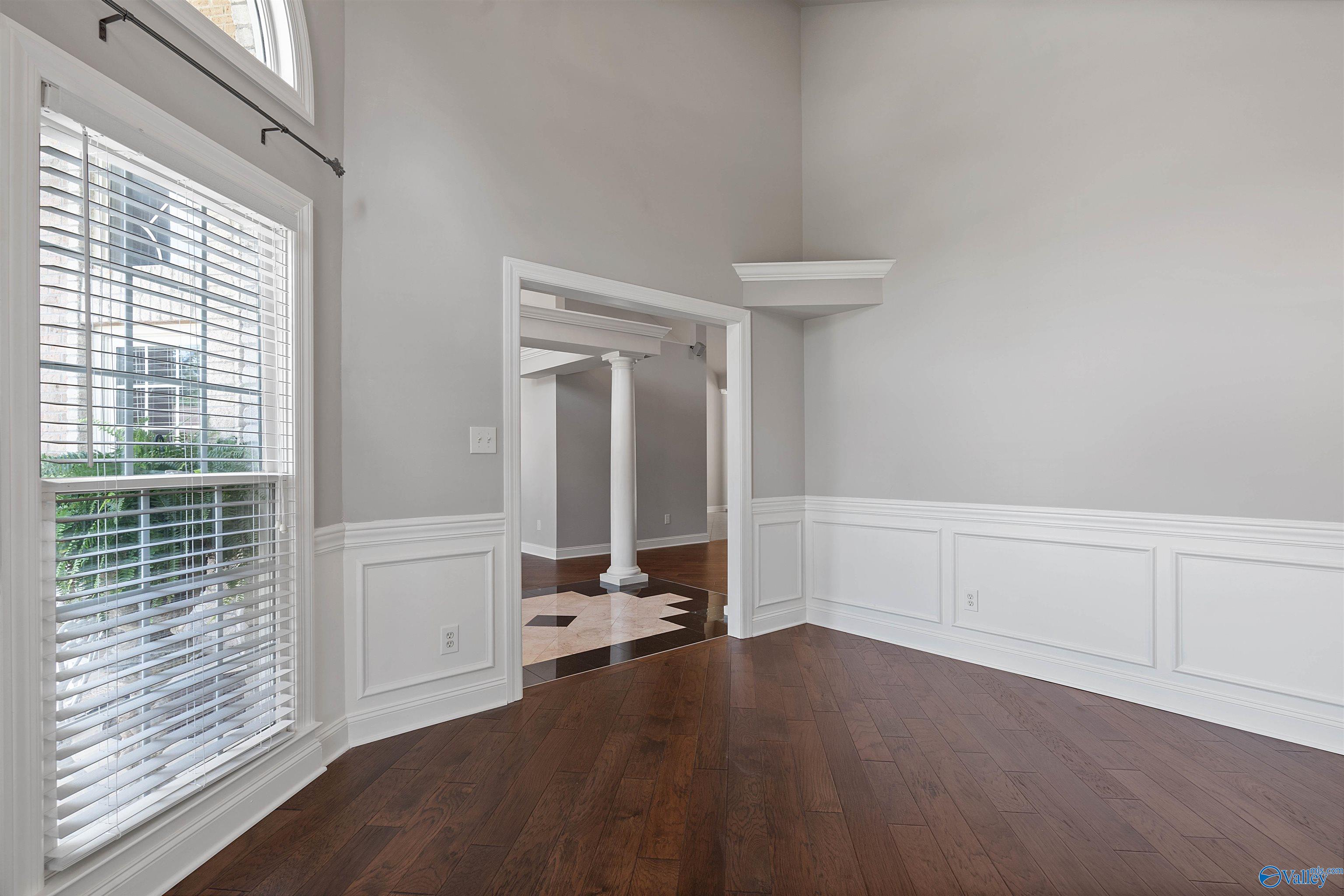 110 Holbrook Drive