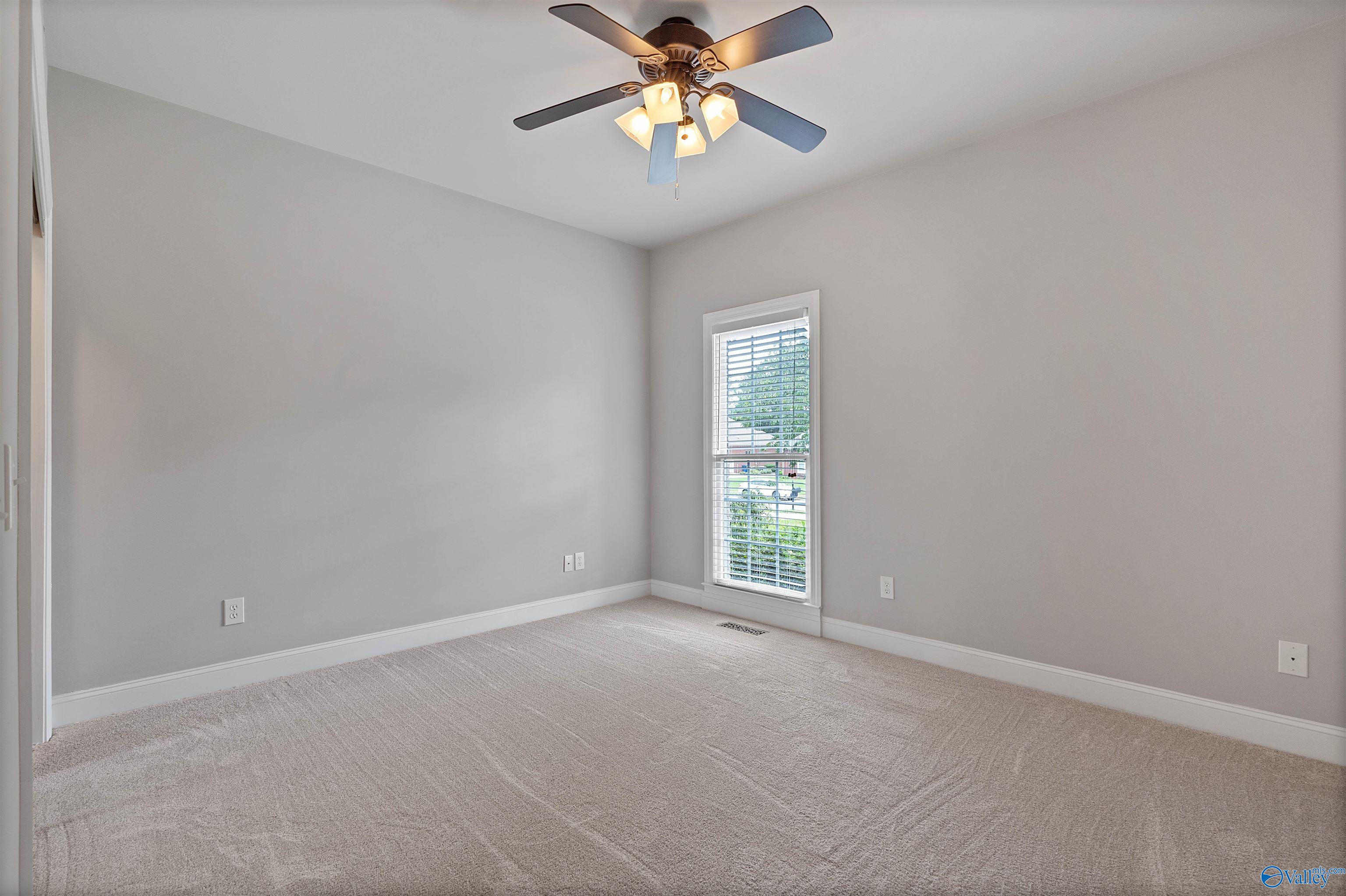 110 Holbrook Drive