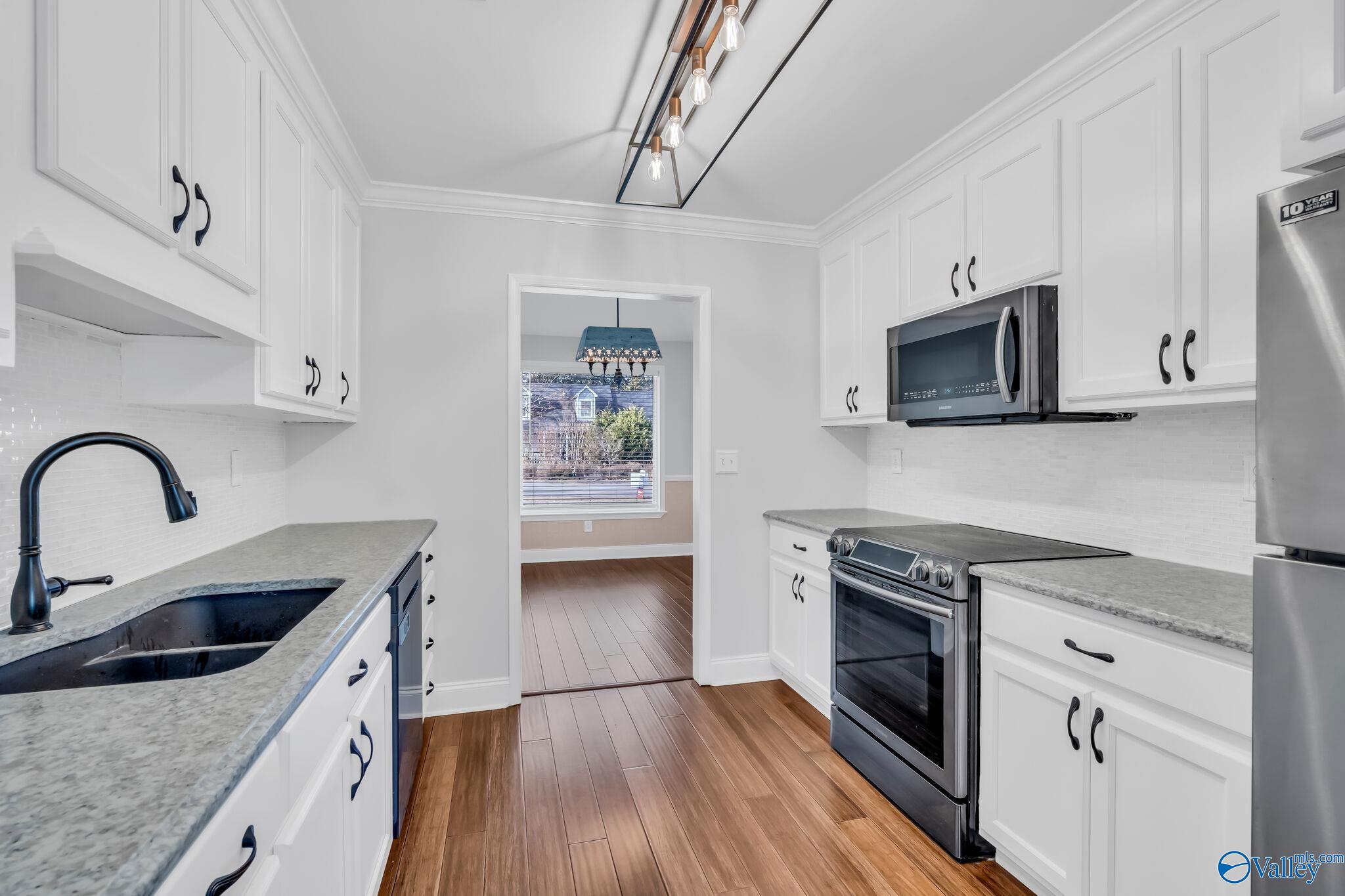 103 Hylis Circle