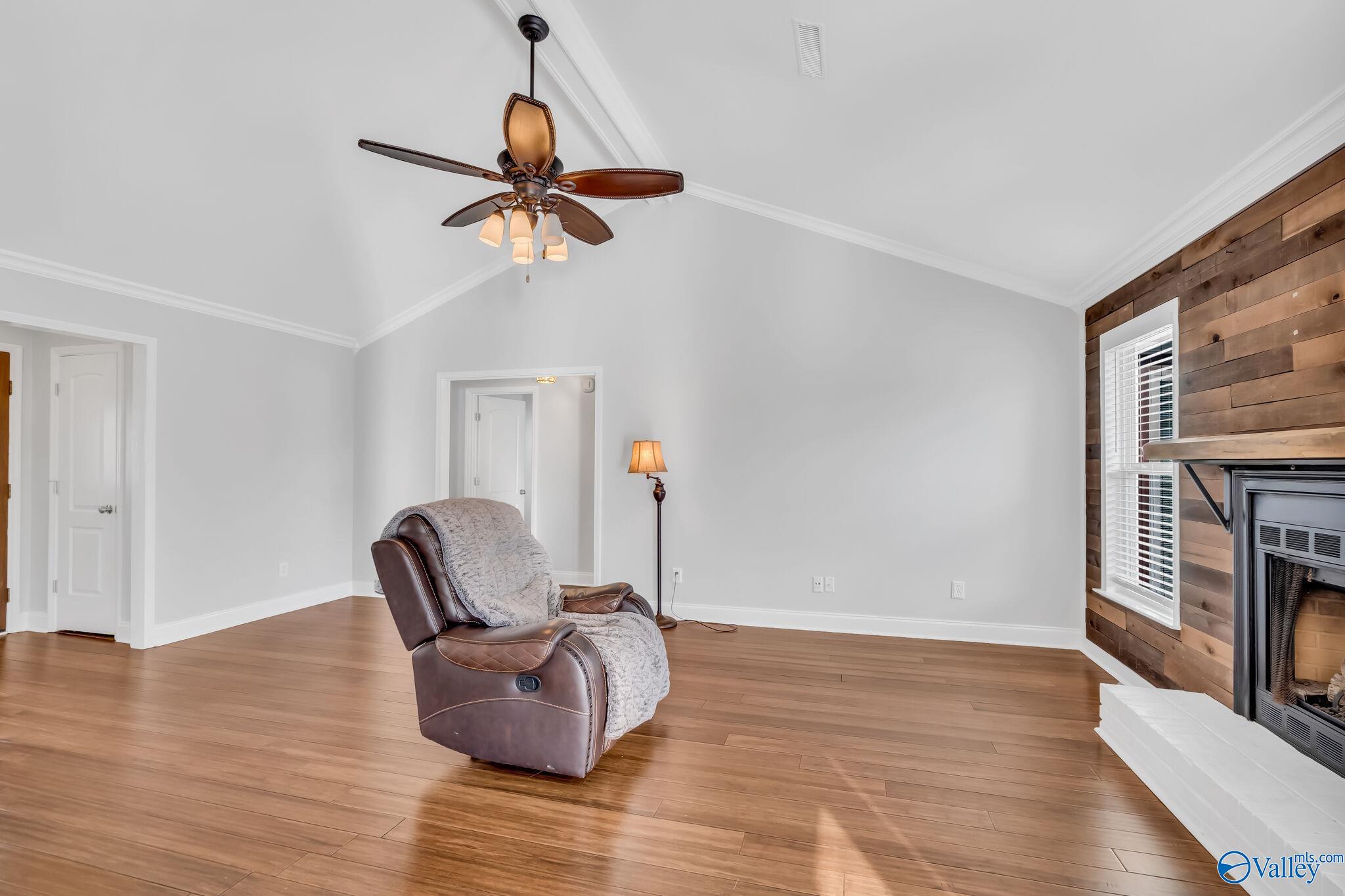 103 Hylis Circle