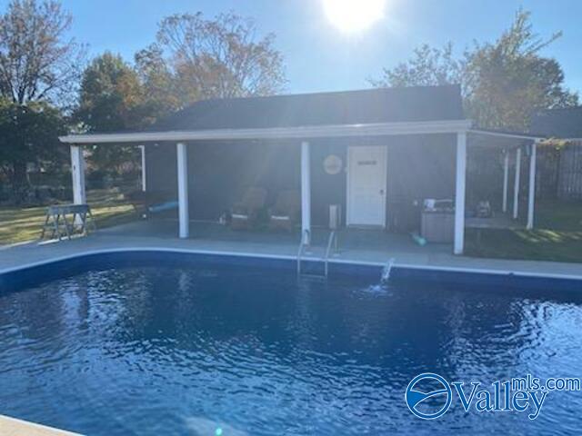 103 Hylis Circle