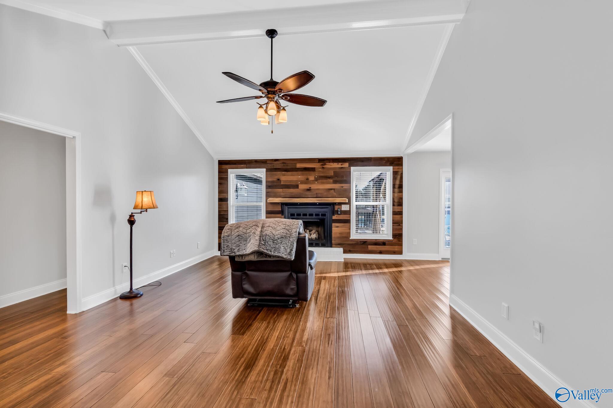103 Hylis Circle