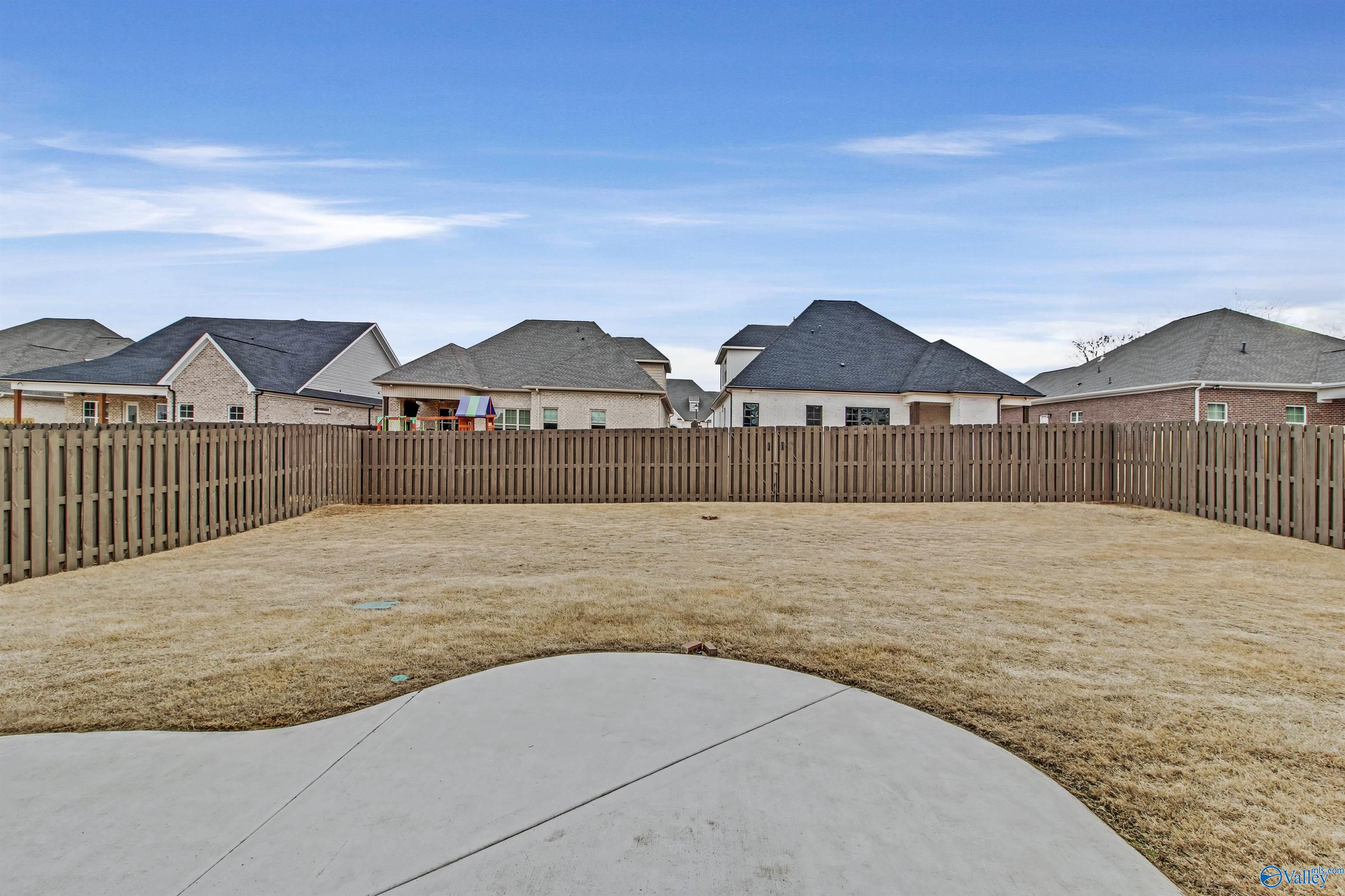 9 Thicket Grove Circle SW
