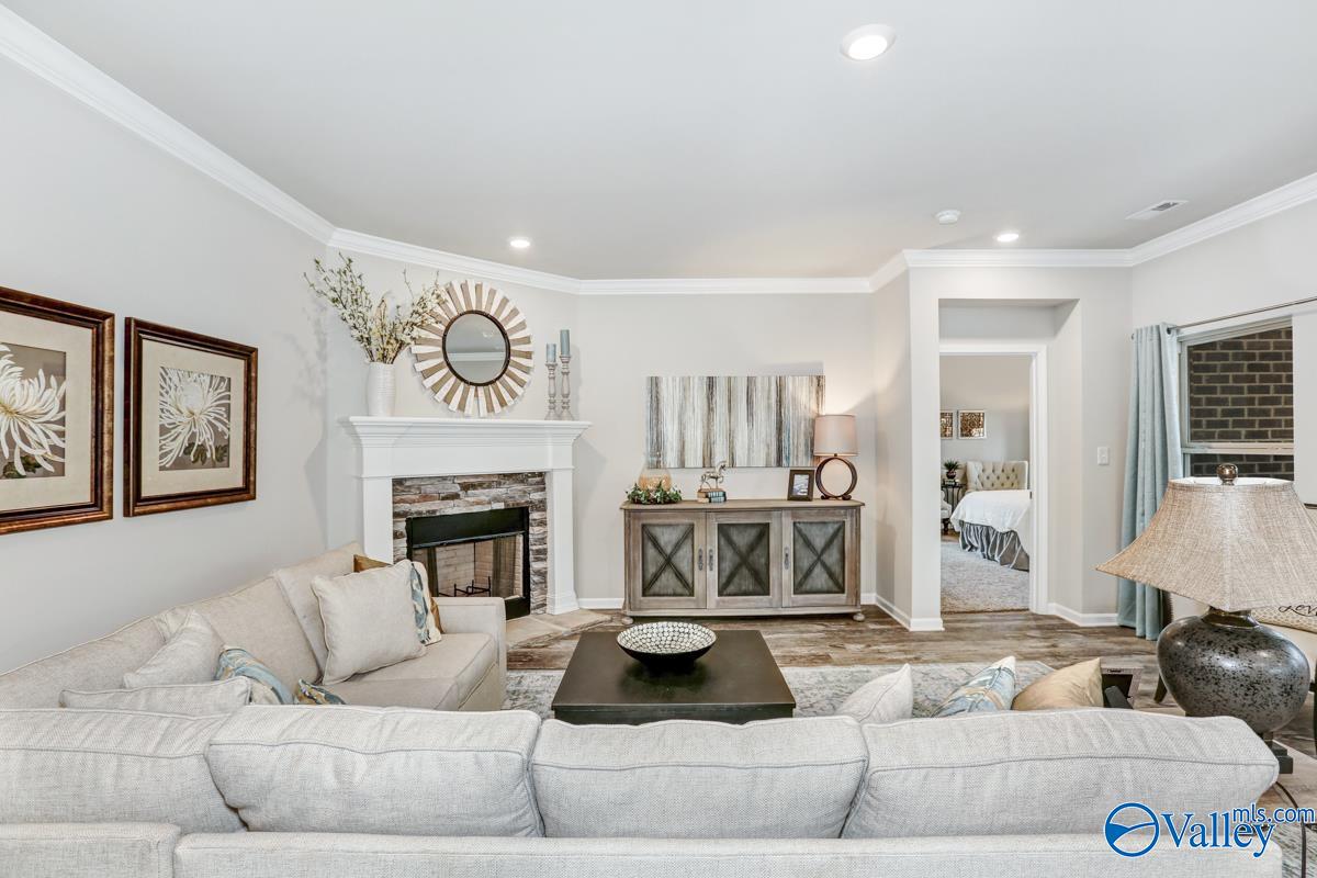 6506 NW Jacaranda Drive