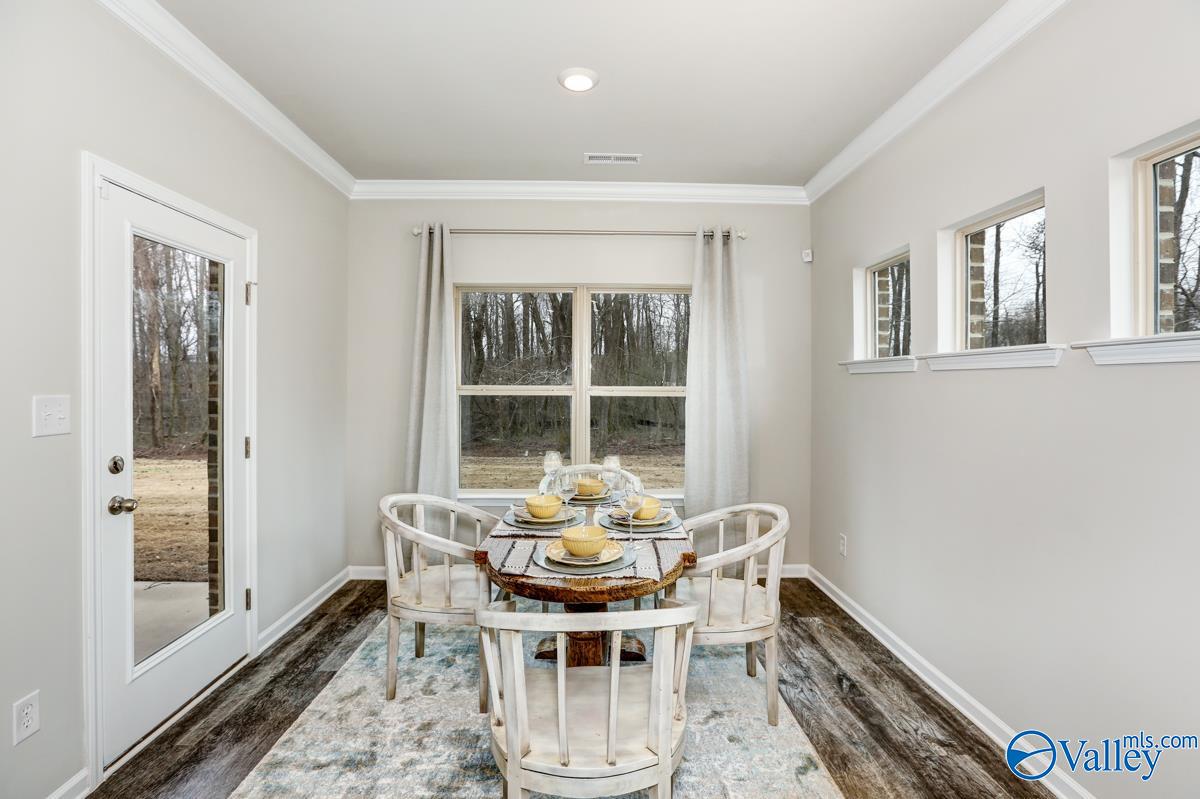 6506 NW Jacaranda Drive