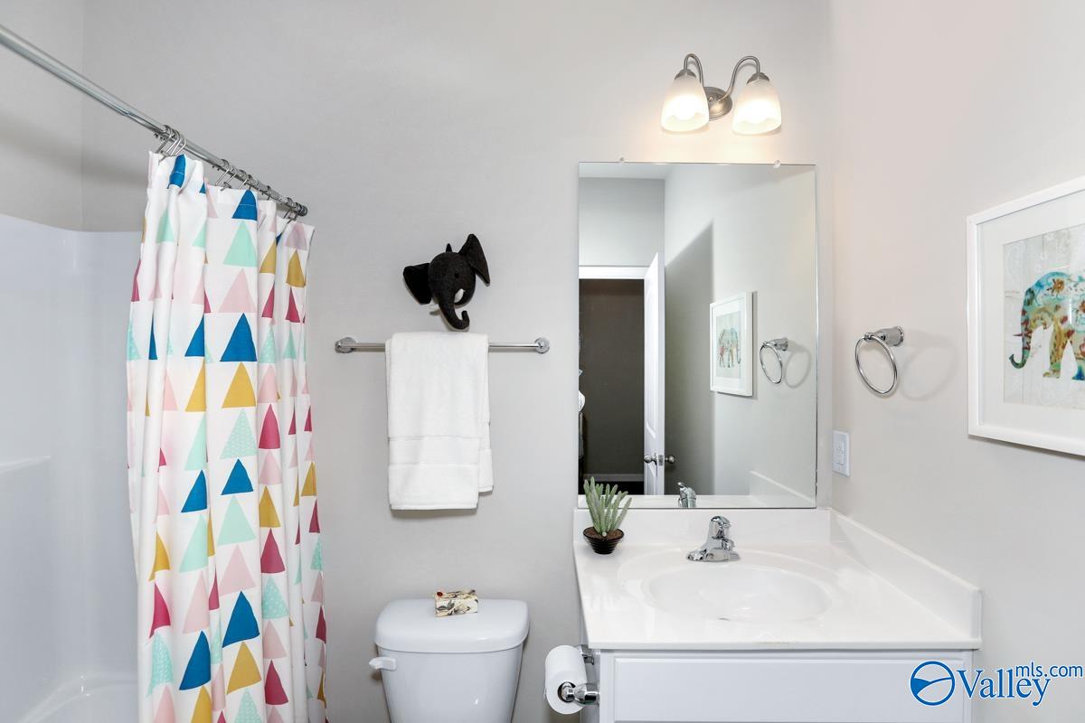 6506 NW Jacaranda Drive