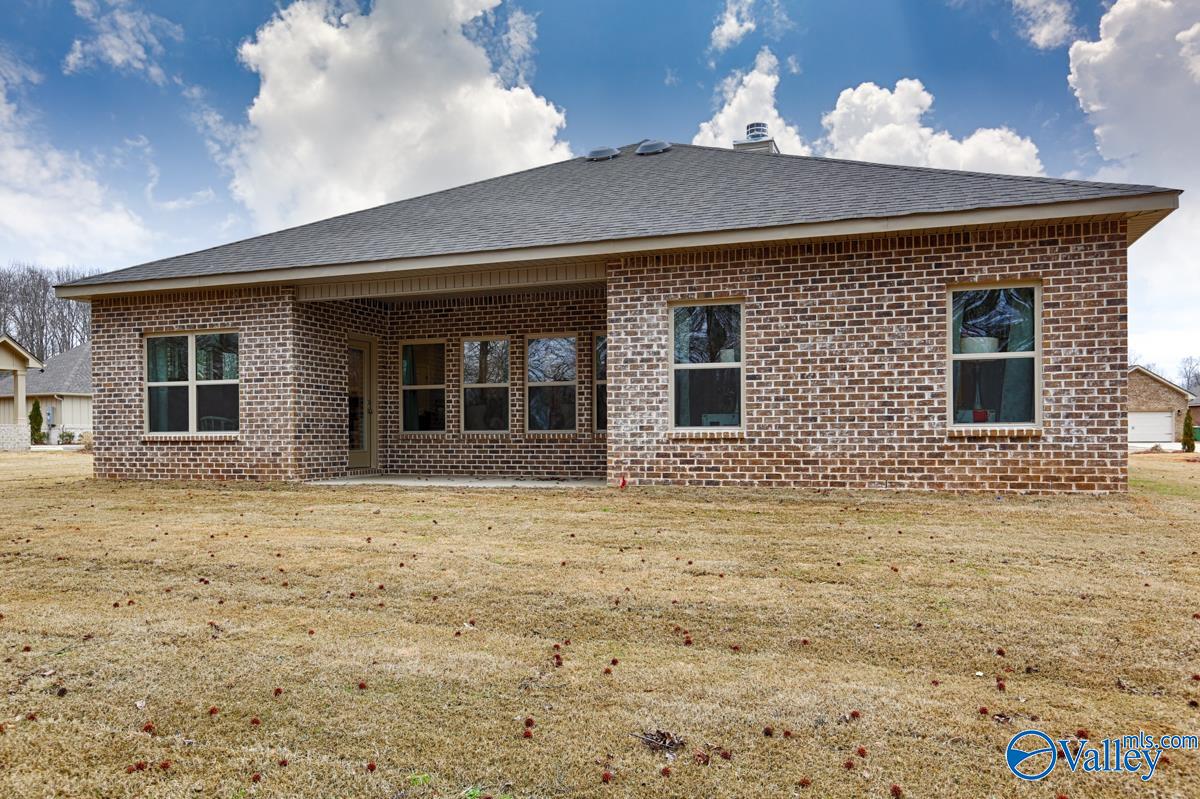 6506 NW Jacaranda Drive