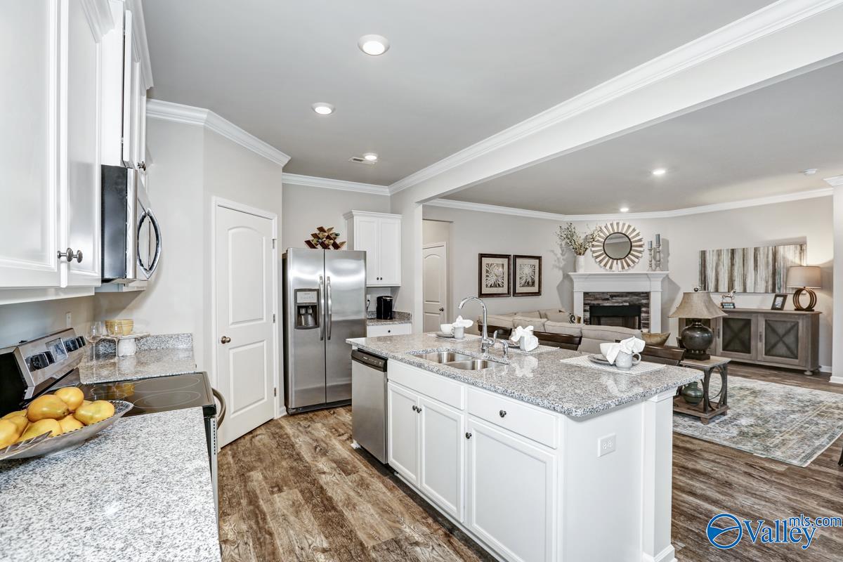 6506 NW Jacaranda Drive